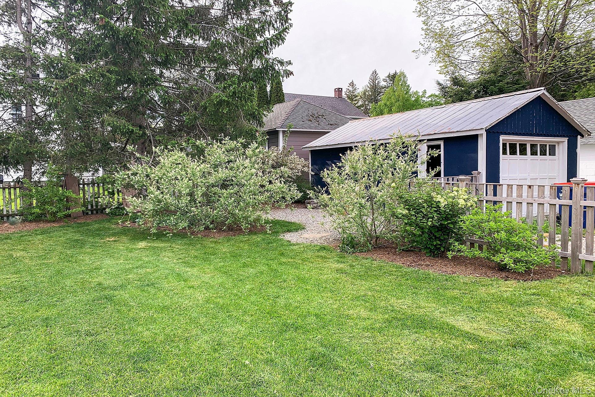 Single Family Central  Dutchess County, NY 12546, MLS-980323-29