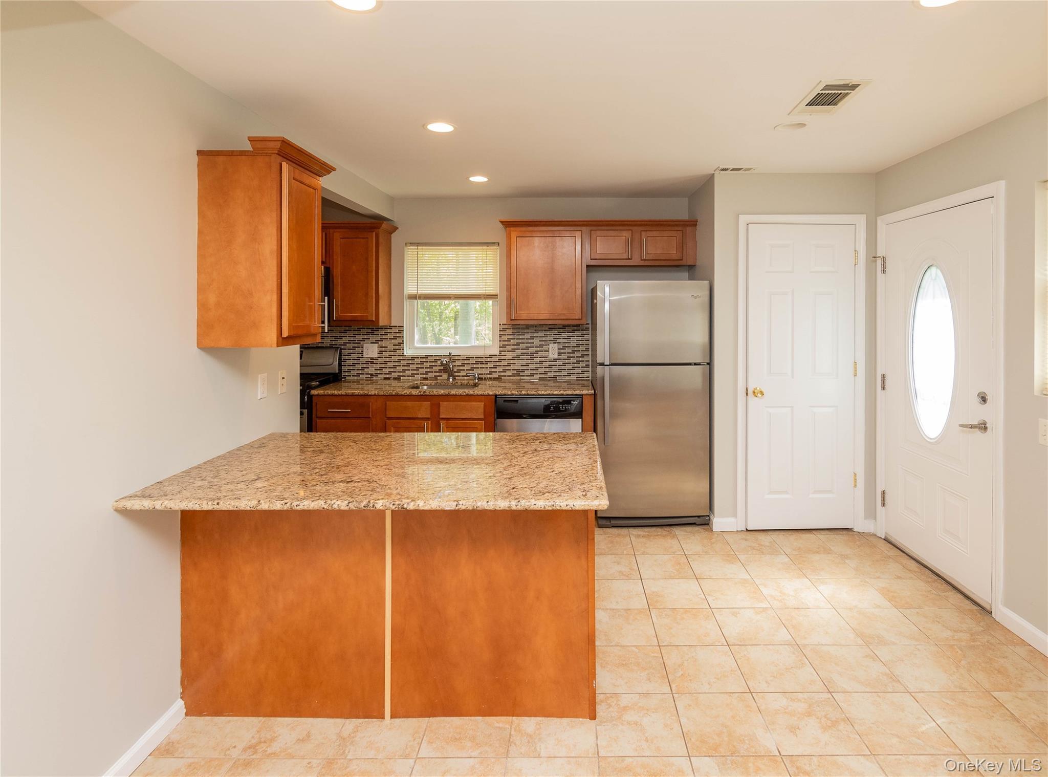 Single Family Forest Glen Road Orange County, NY 10950, MLS-980324-10