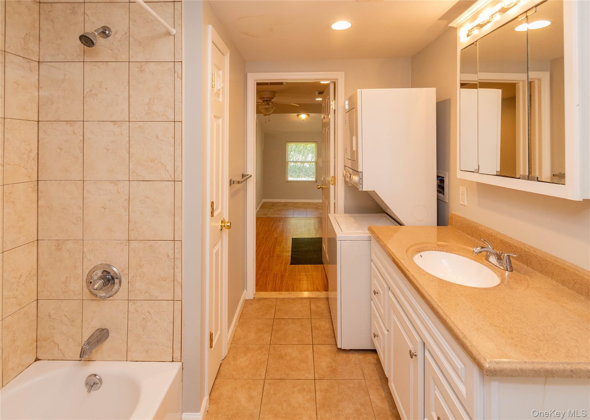 Single Family Forest Glen Road Orange County, NY 10950, MLS-980324-21
