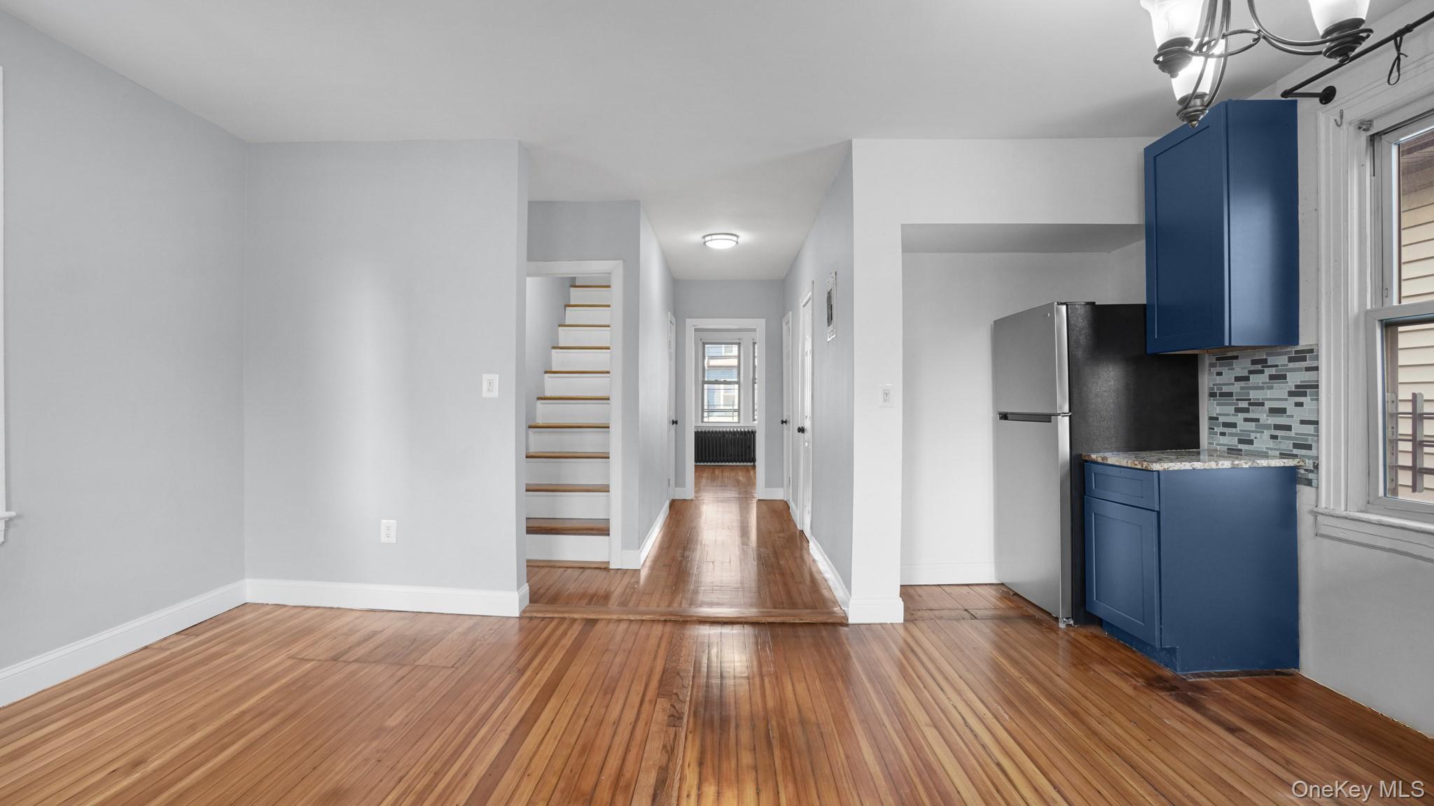 Single Family 235th Bronx, NY 10470, MLS-980325-13