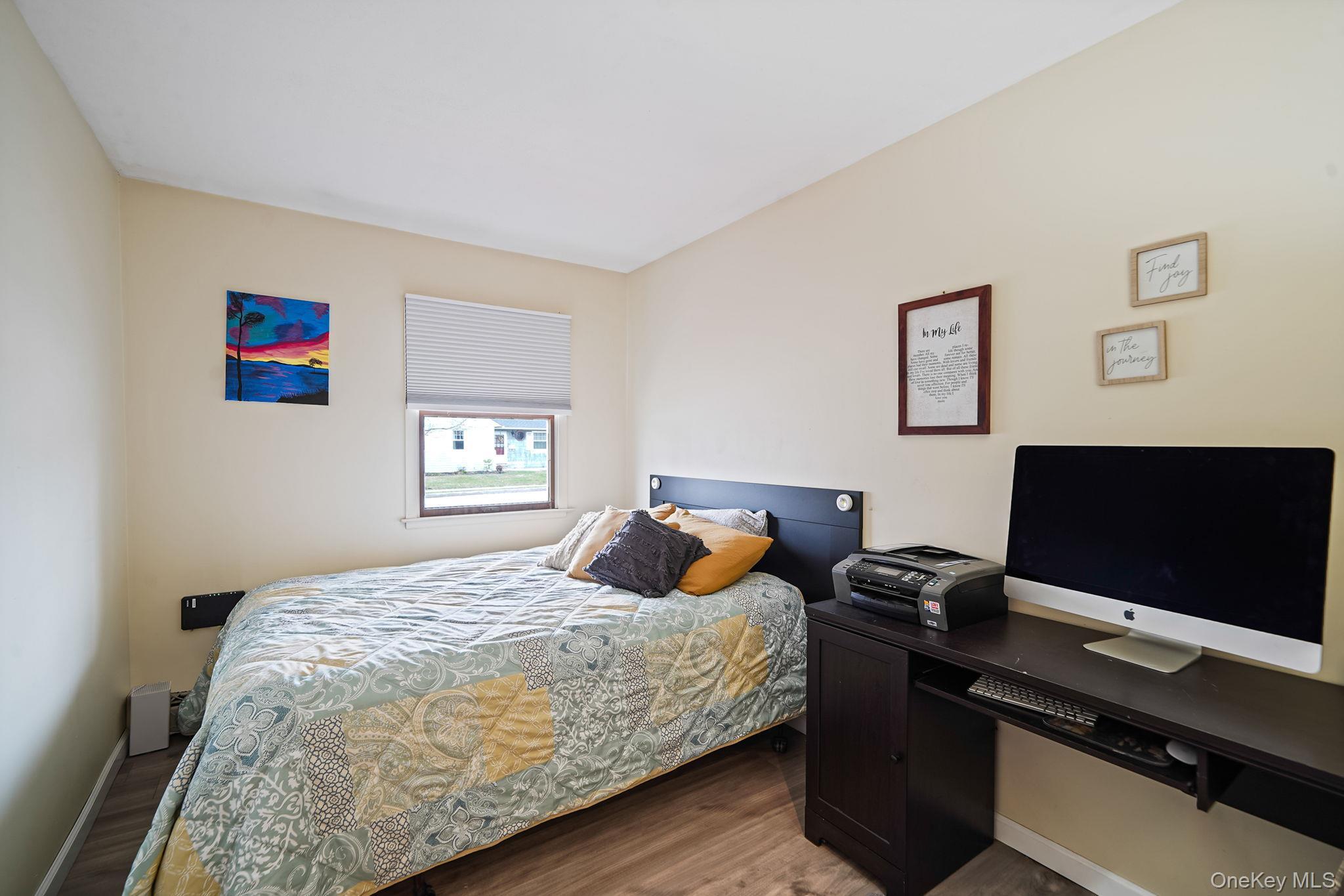 Single Family Nehring  Suffolk County, NY 11702, MLS-980333-15