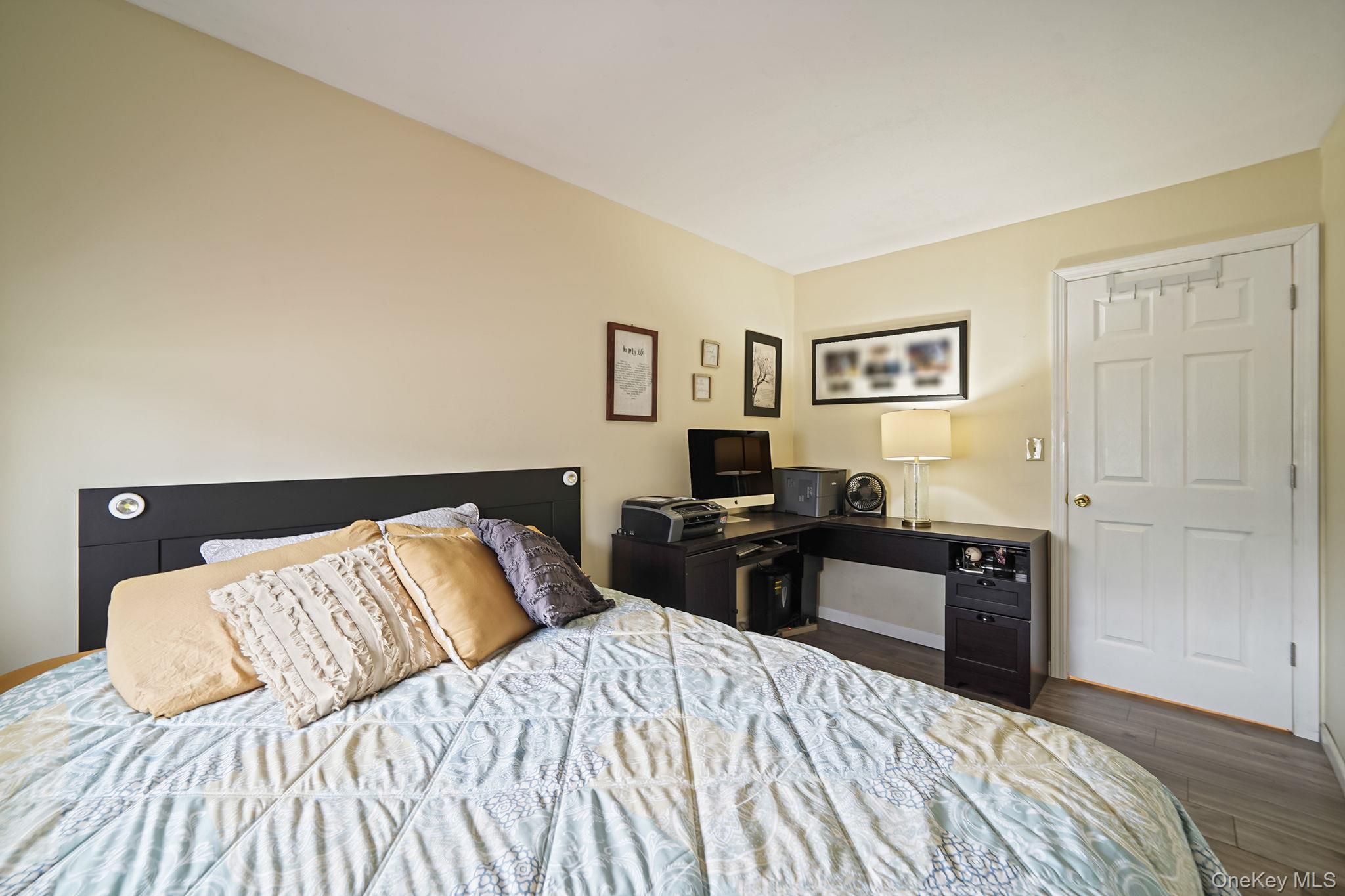 Single Family Nehring  Suffolk County, NY 11702, MLS-980333-16