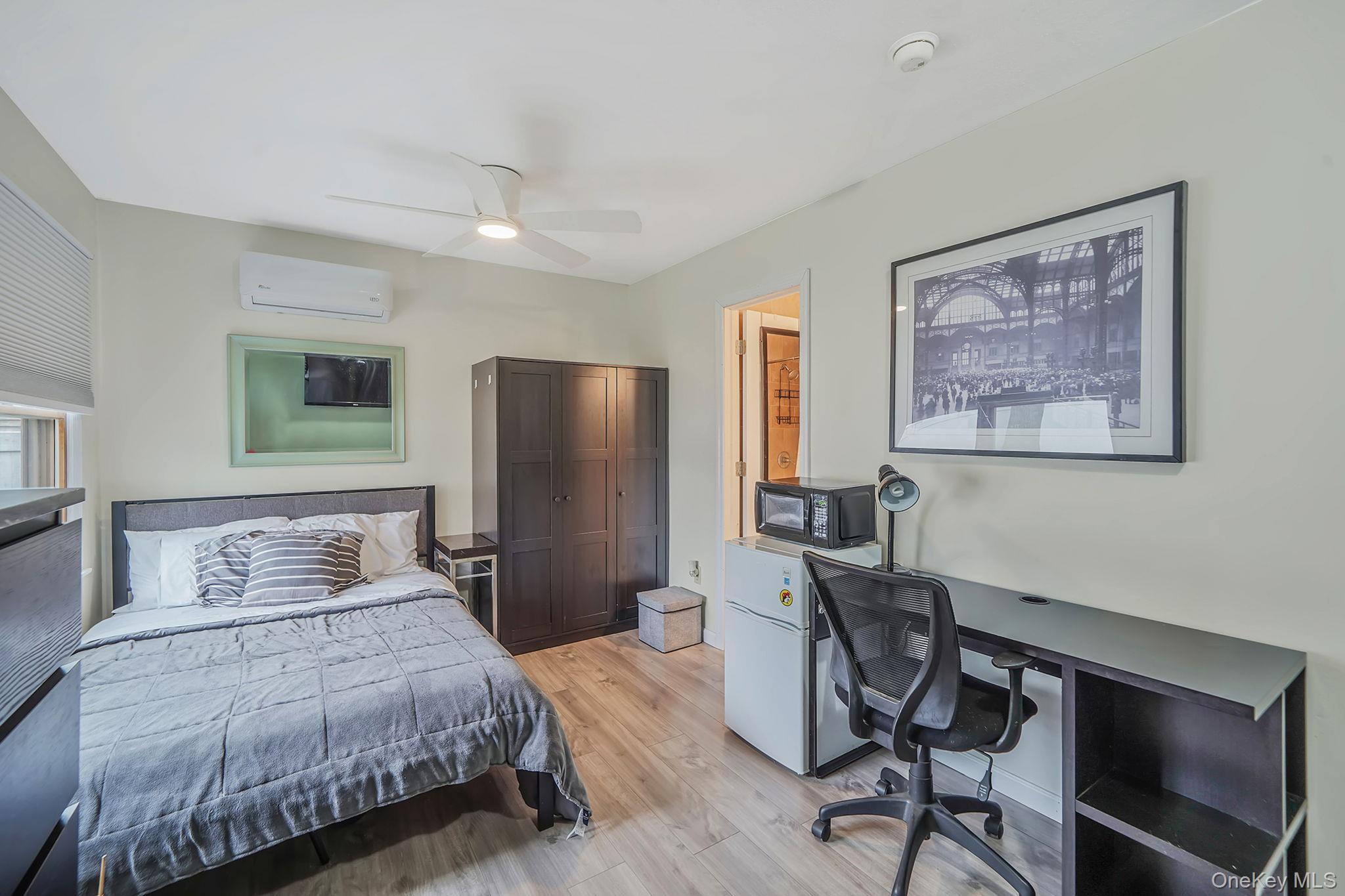 Single Family Nehring  Suffolk County, NY 11702, MLS-980333-18