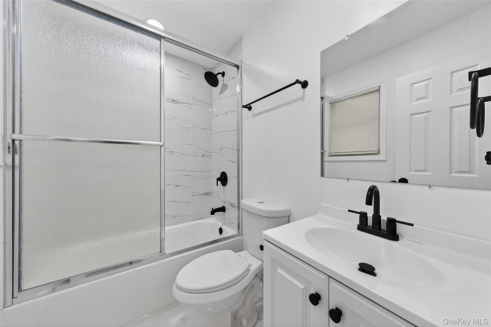 Single Family Oak  Suffolk County, NY 11967, MLS-980355-16