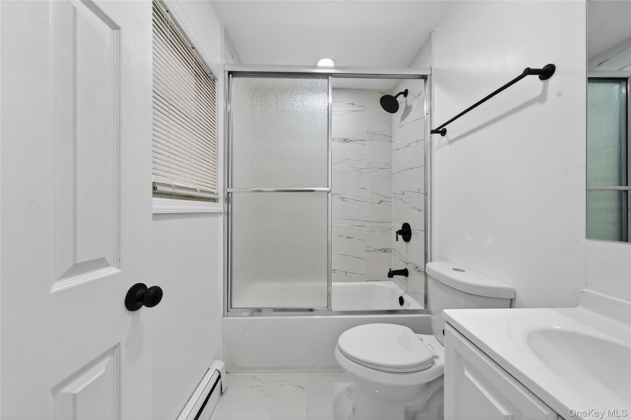 Single Family Oak  Suffolk County, NY 11967, MLS-980355-17