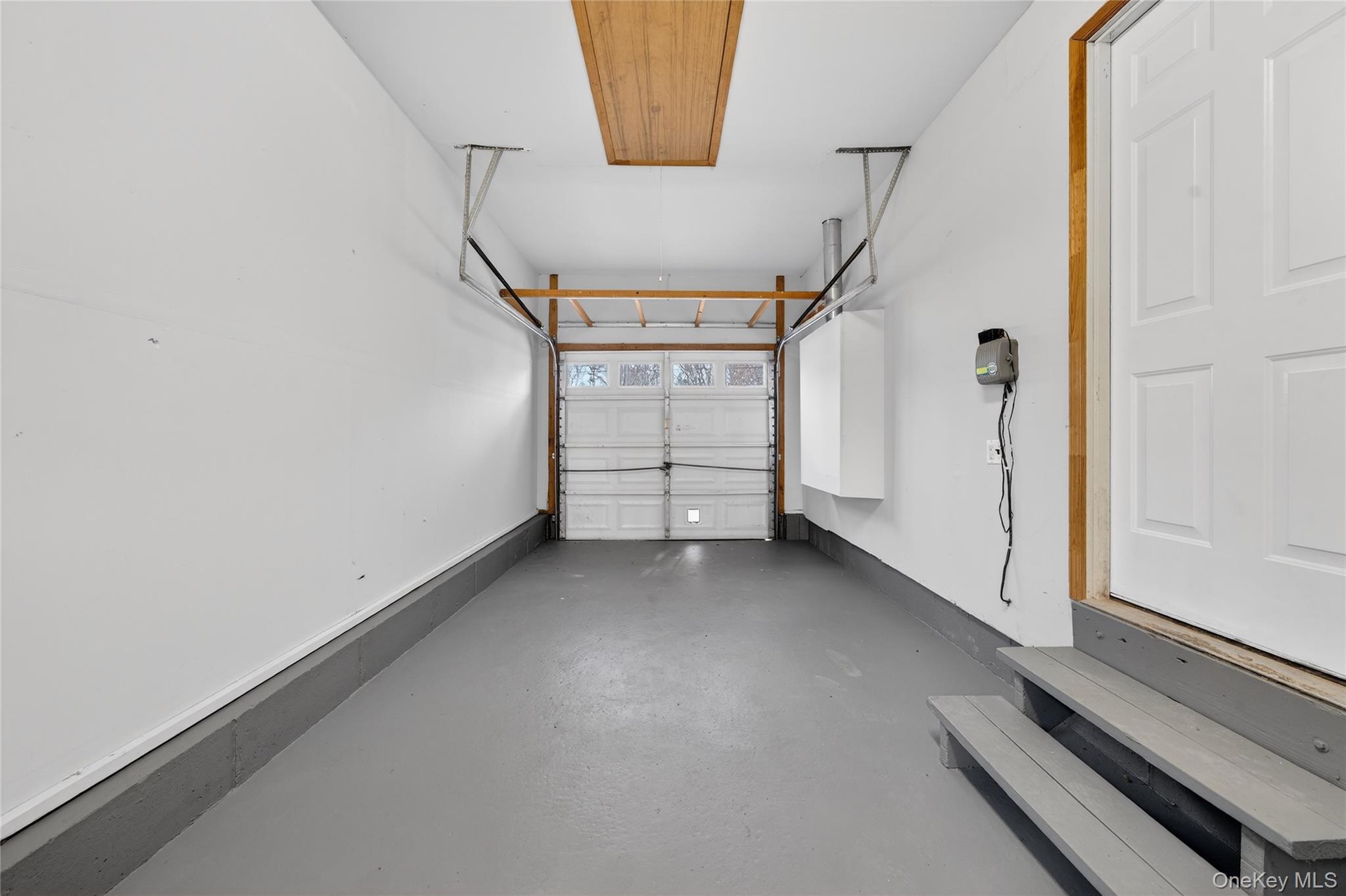 Single Family Oak  Suffolk County, NY 11967, MLS-980355-31