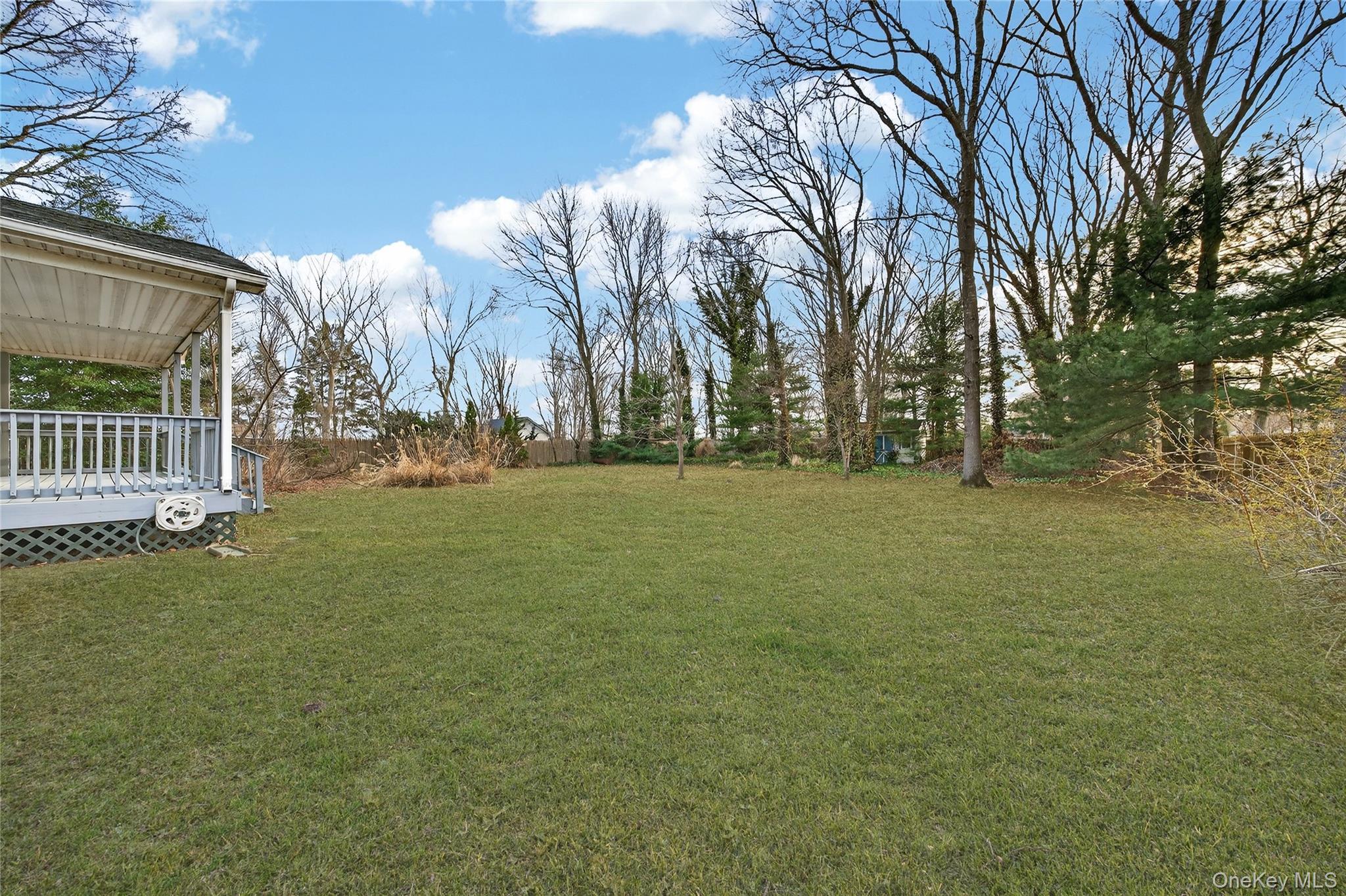 Single Family Oak  Suffolk County, NY 11967, MLS-980355-35