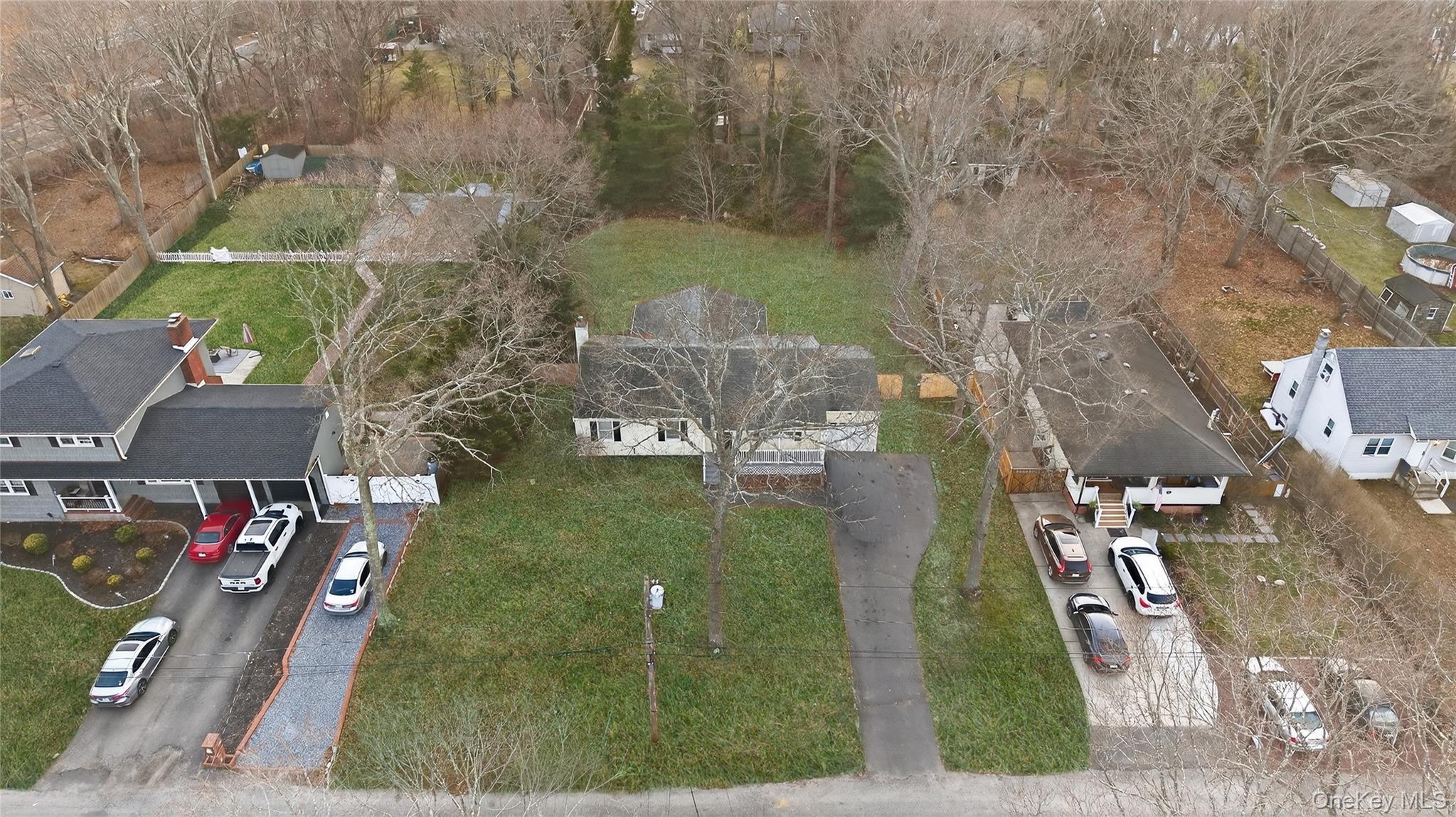 Single Family Oak  Suffolk County, NY 11967, MLS-980355-39