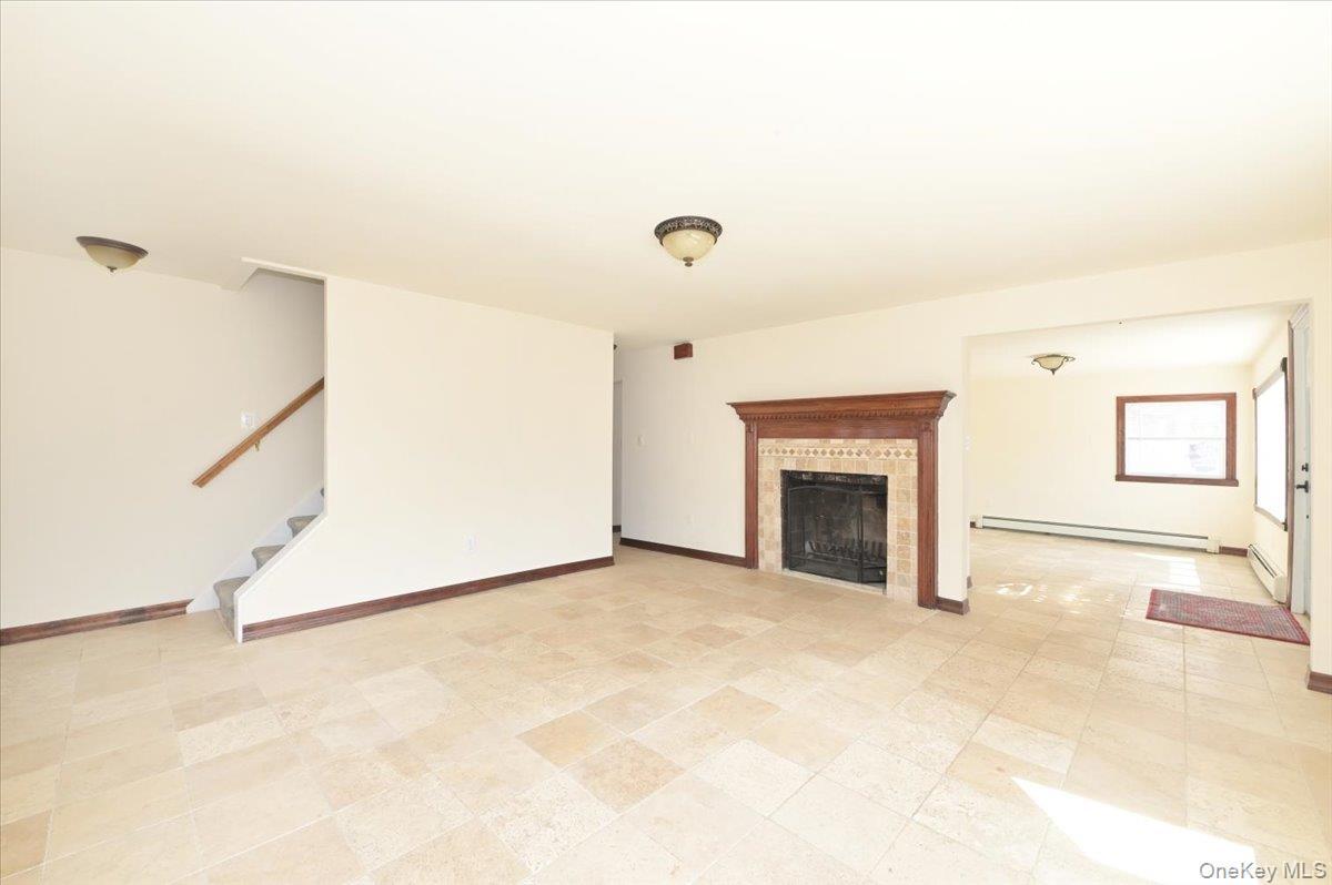 Single Family Cabot  Nassau County, NY 11758, MLS-980358-12