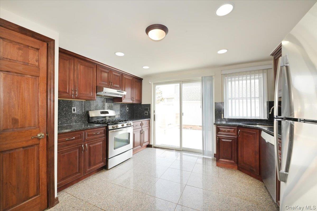 Single Family Cabot  Nassau County, NY 11758, MLS-980358-18