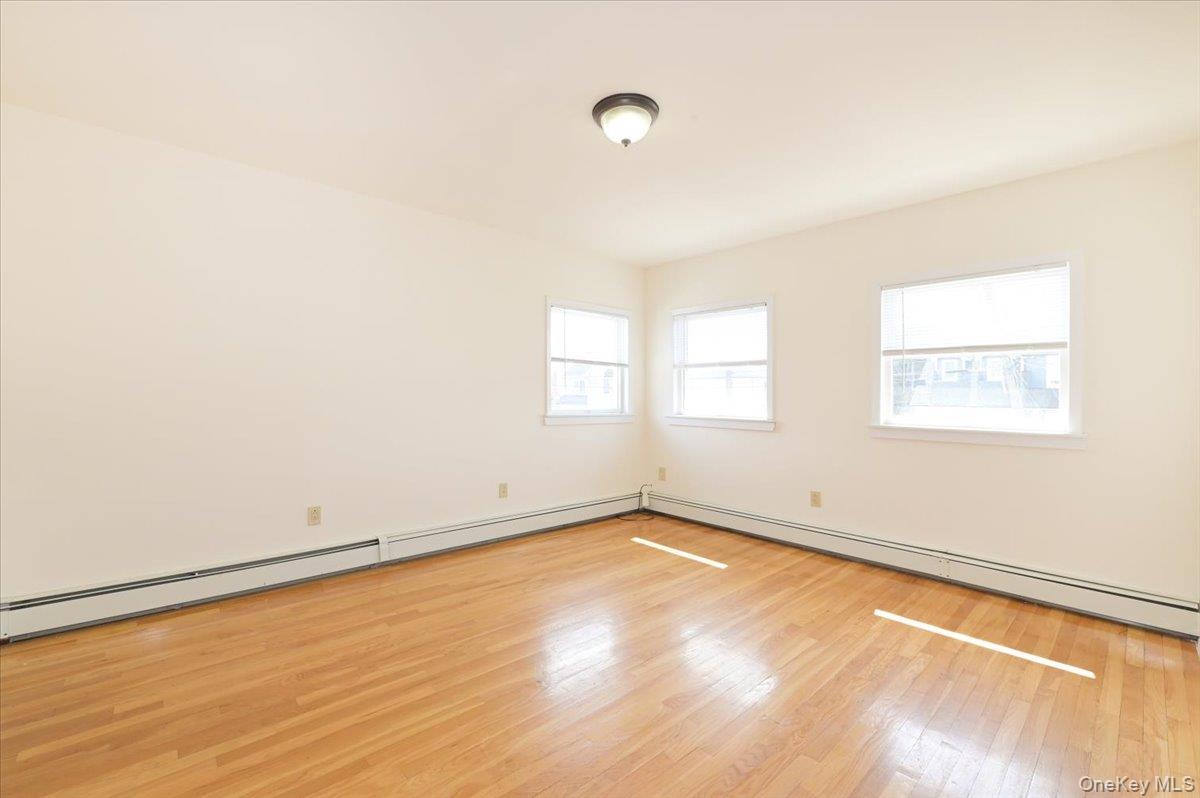Single Family Cabot  Nassau County, NY 11758, MLS-980358-26