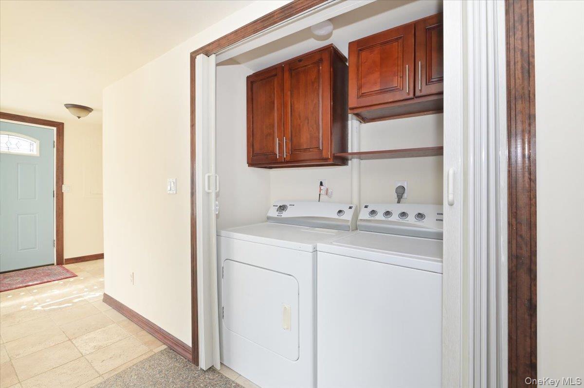 Single Family Cabot  Nassau County, NY 11758, MLS-980358-29