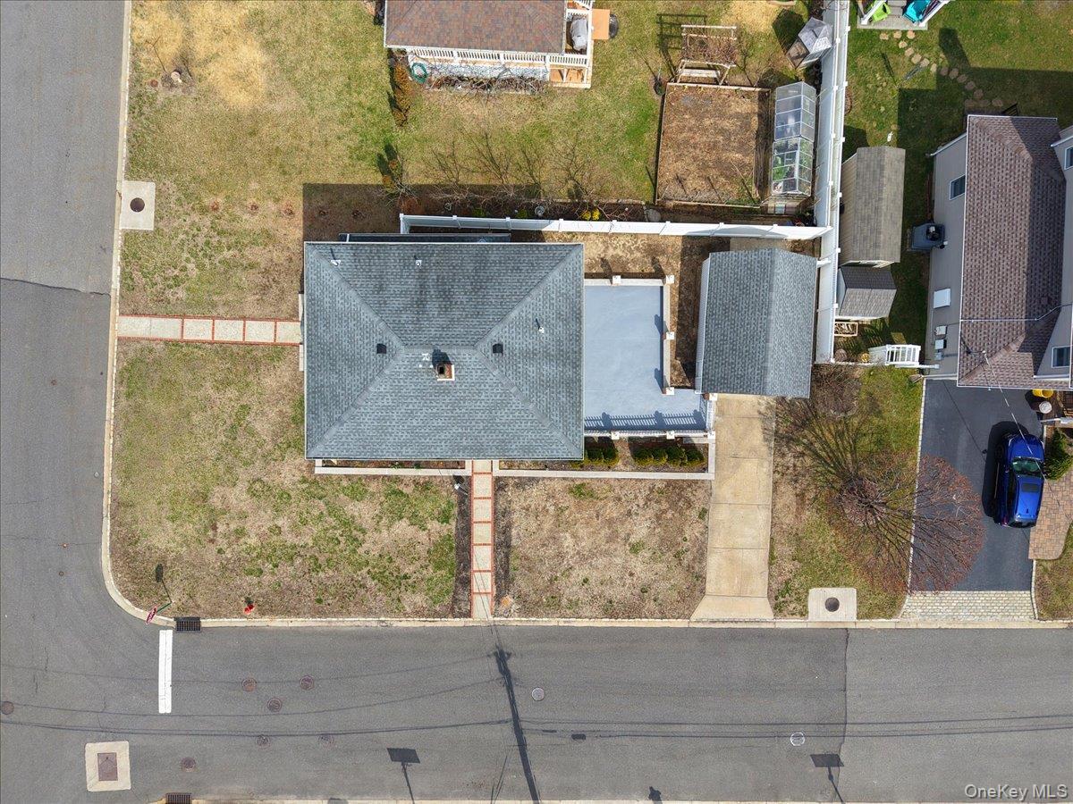 Single Family Cabot  Nassau County, NY 11758, MLS-980358-32
