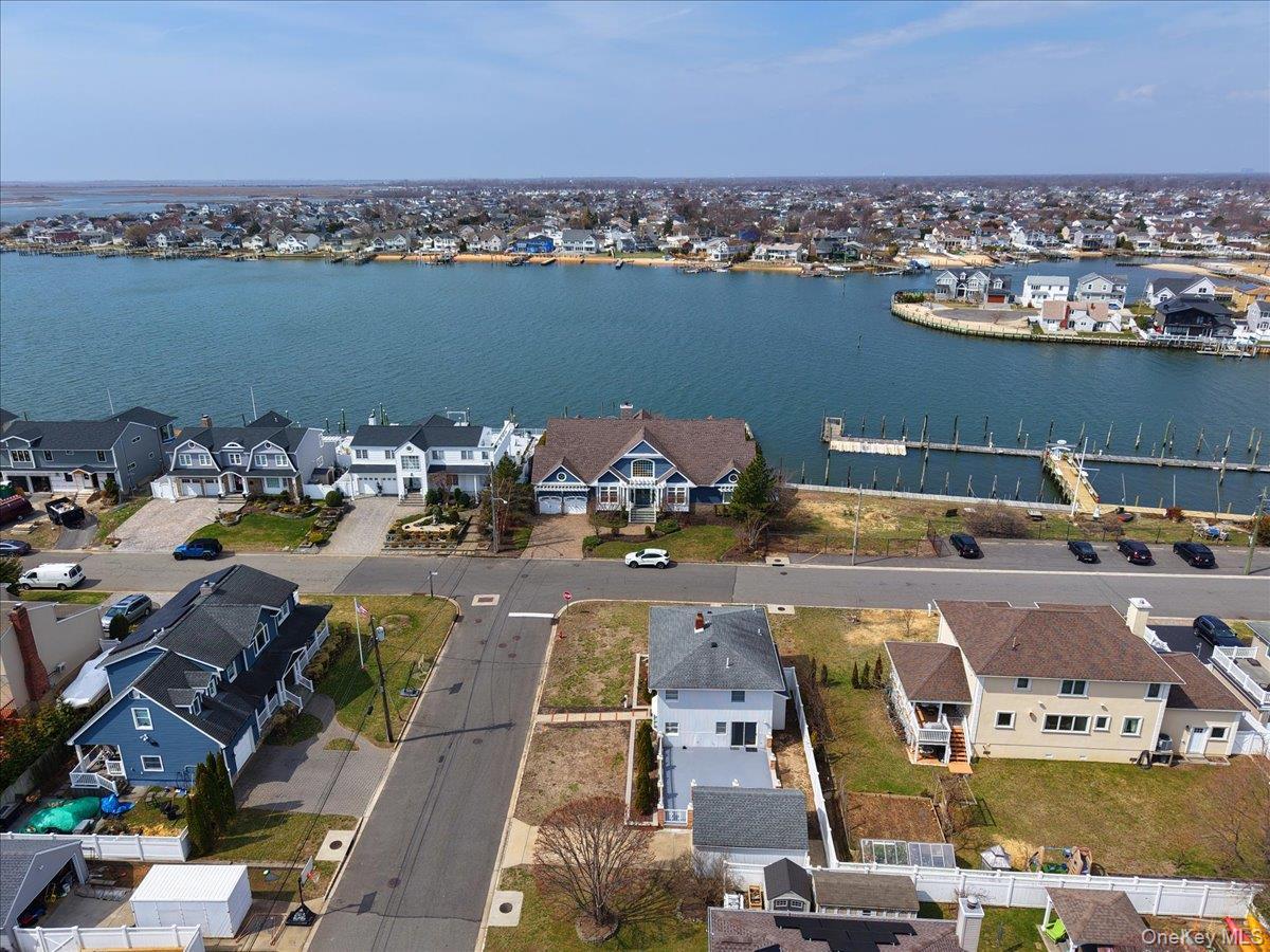 Single Family Cabot  Nassau County, NY 11758, MLS-980358-36