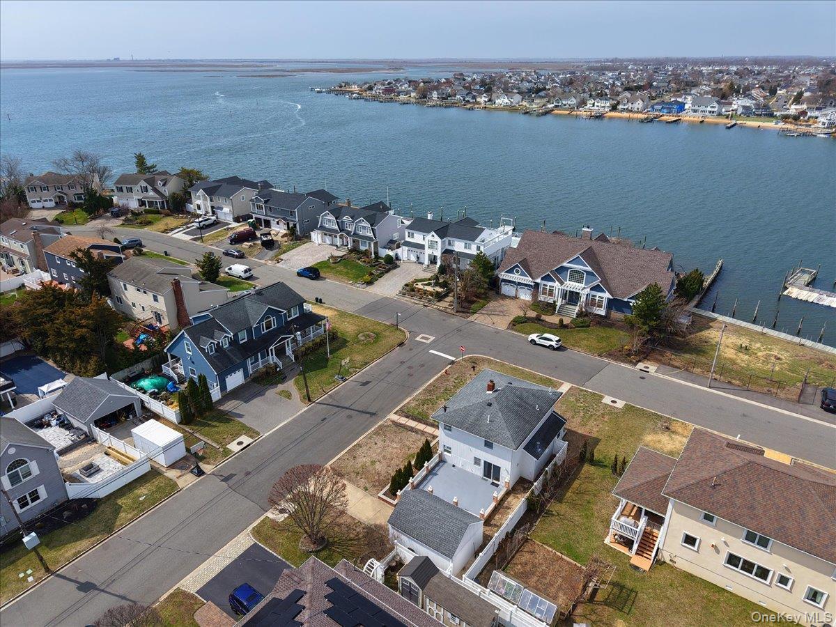 Single Family Cabot  Nassau County, NY 11758, MLS-980358-37