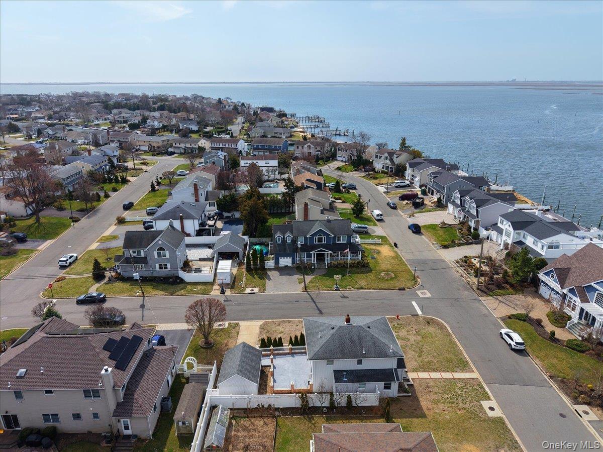Single Family Cabot  Nassau County, NY 11758, MLS-980358-39