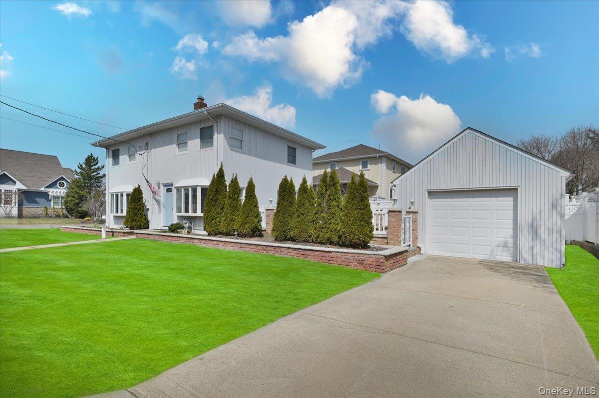 Single Family Cabot  Nassau County, NY 11758, MLS-980358-4
