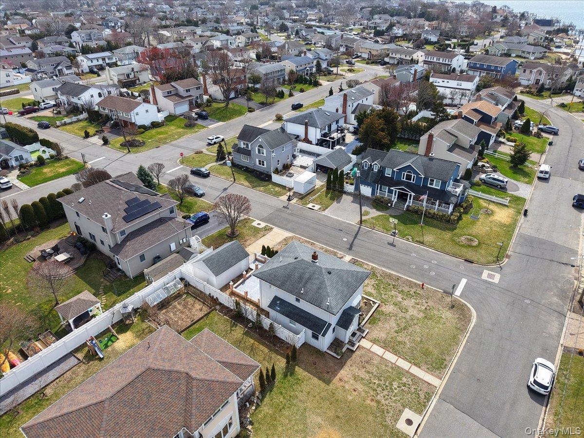 Single Family Cabot  Nassau County, NY 11758, MLS-980358-40
