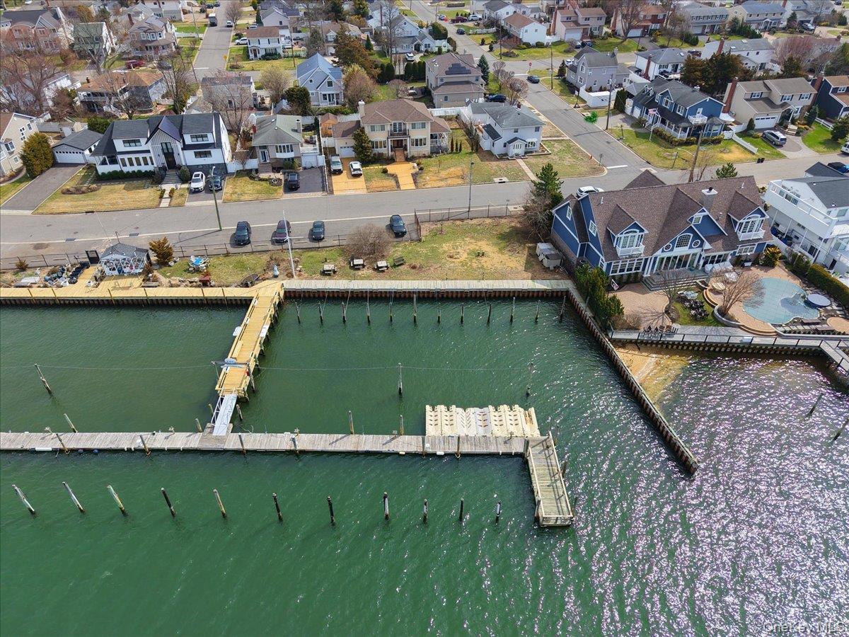 Single Family Cabot  Nassau County, NY 11758, MLS-980358-7