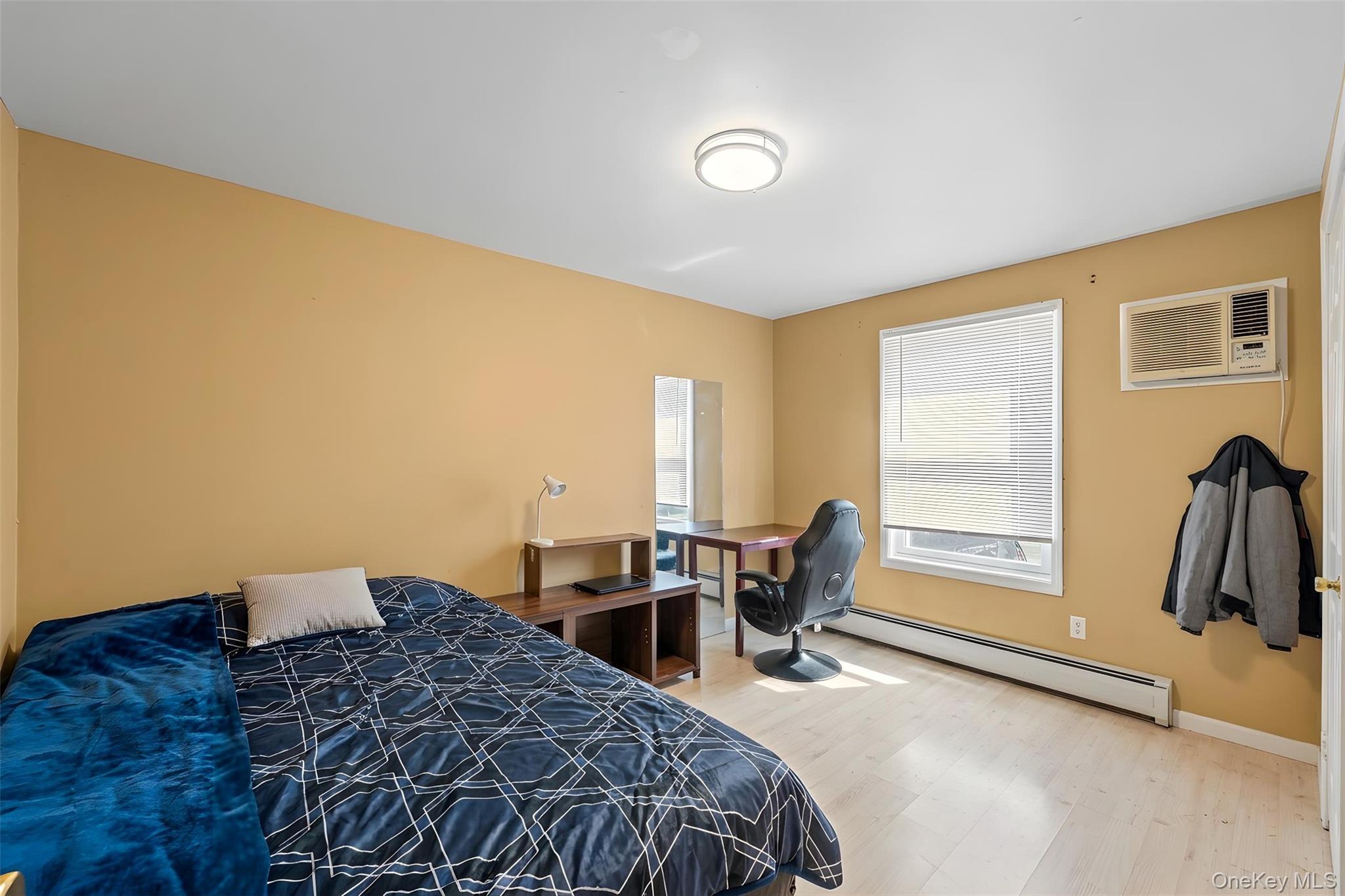 Single Family Horseblock  Suffolk County, NY 11720, MLS-980364-10