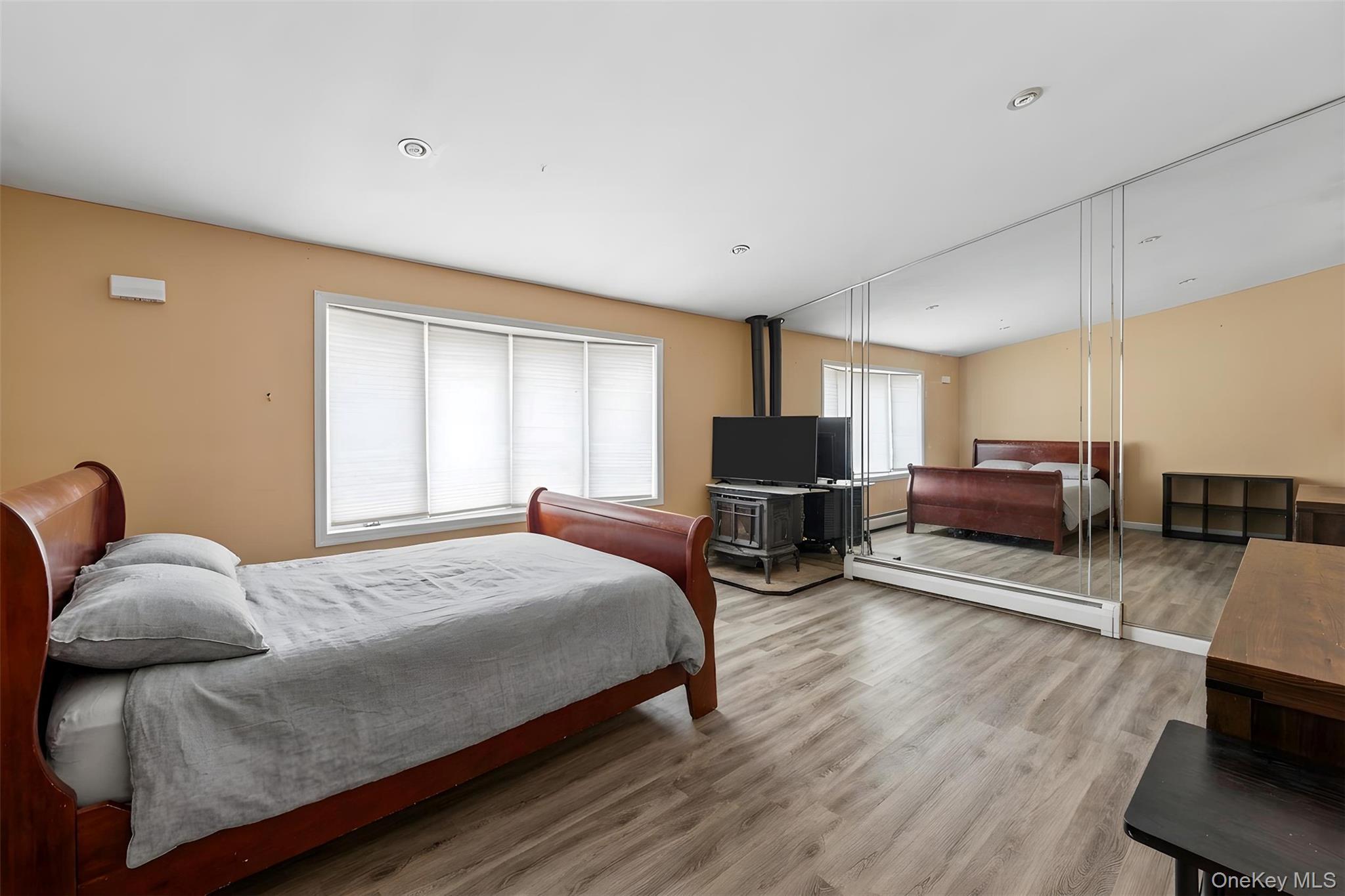 Single Family Horseblock  Suffolk County, NY 11720, MLS-980364-11