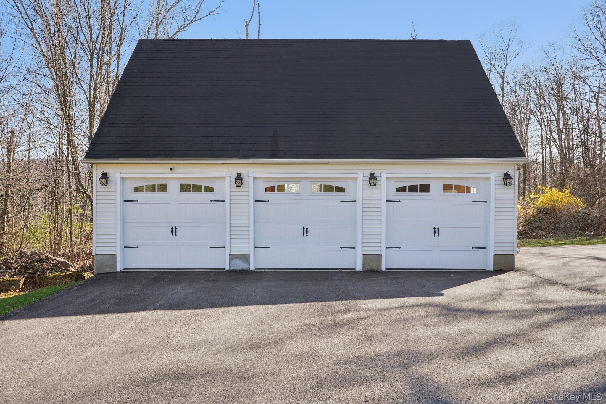 Single Family Pine Hill  Orange County, NY 10930, MLS-980393-23