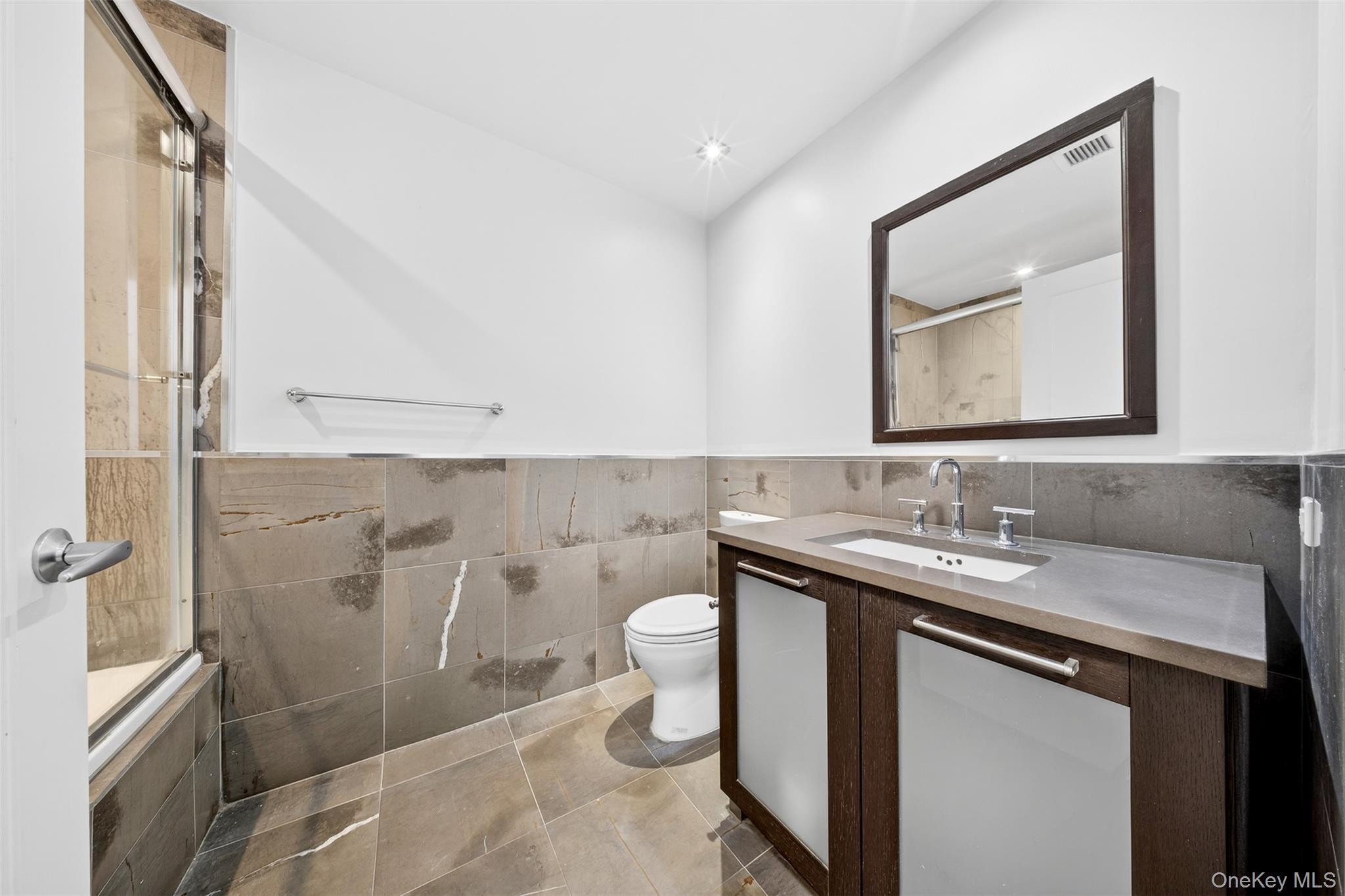 Condo Yellowstone  Queens, NY 11375, MLS-980397-18