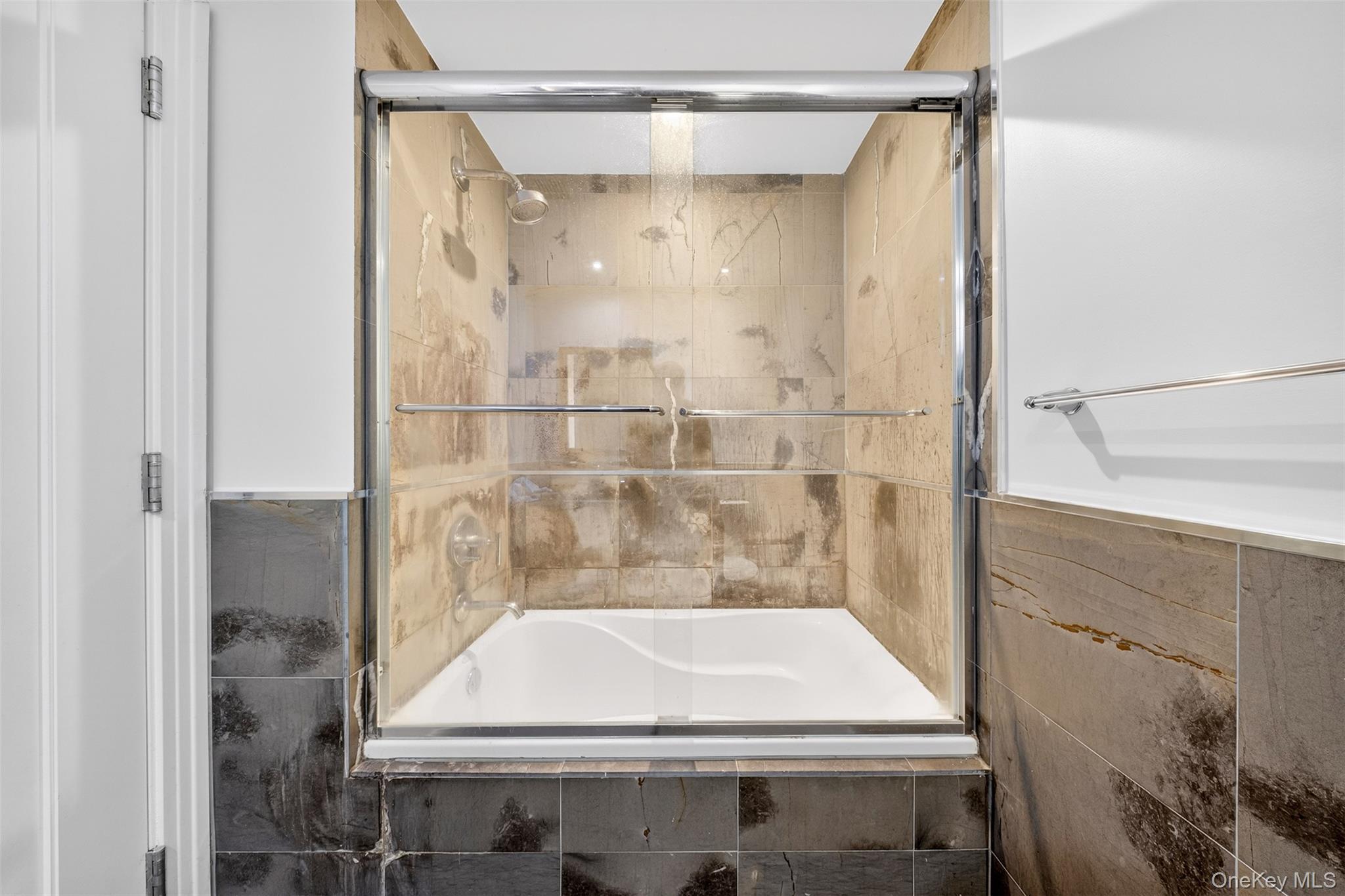 Condo Yellowstone  Queens, NY 11375, MLS-980397-19