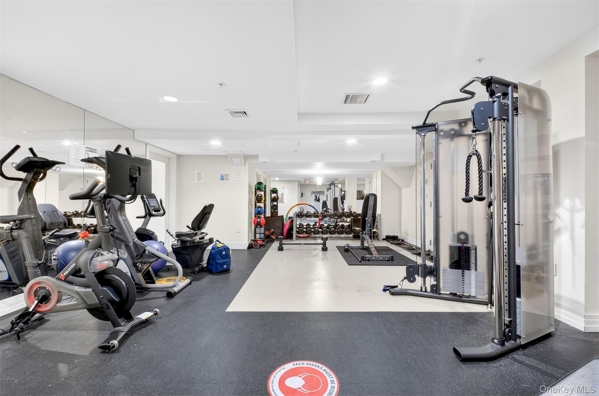 Condo Yellowstone  Queens, NY 11375, MLS-980397-22