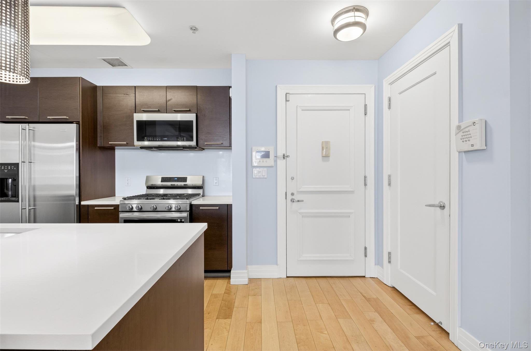 Condo Yellowstone  Queens, NY 11375, MLS-980397-3