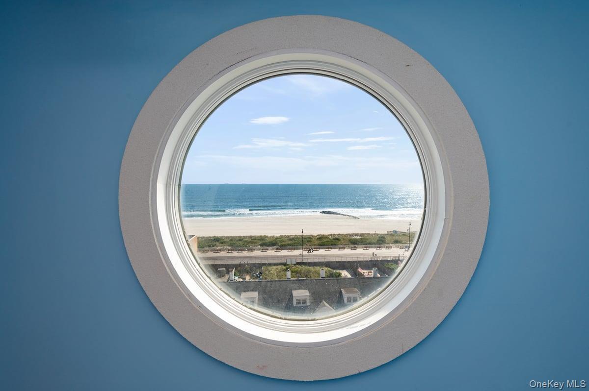 Condo Broadway  Nassau County, NY 11561, MLS-980410-46