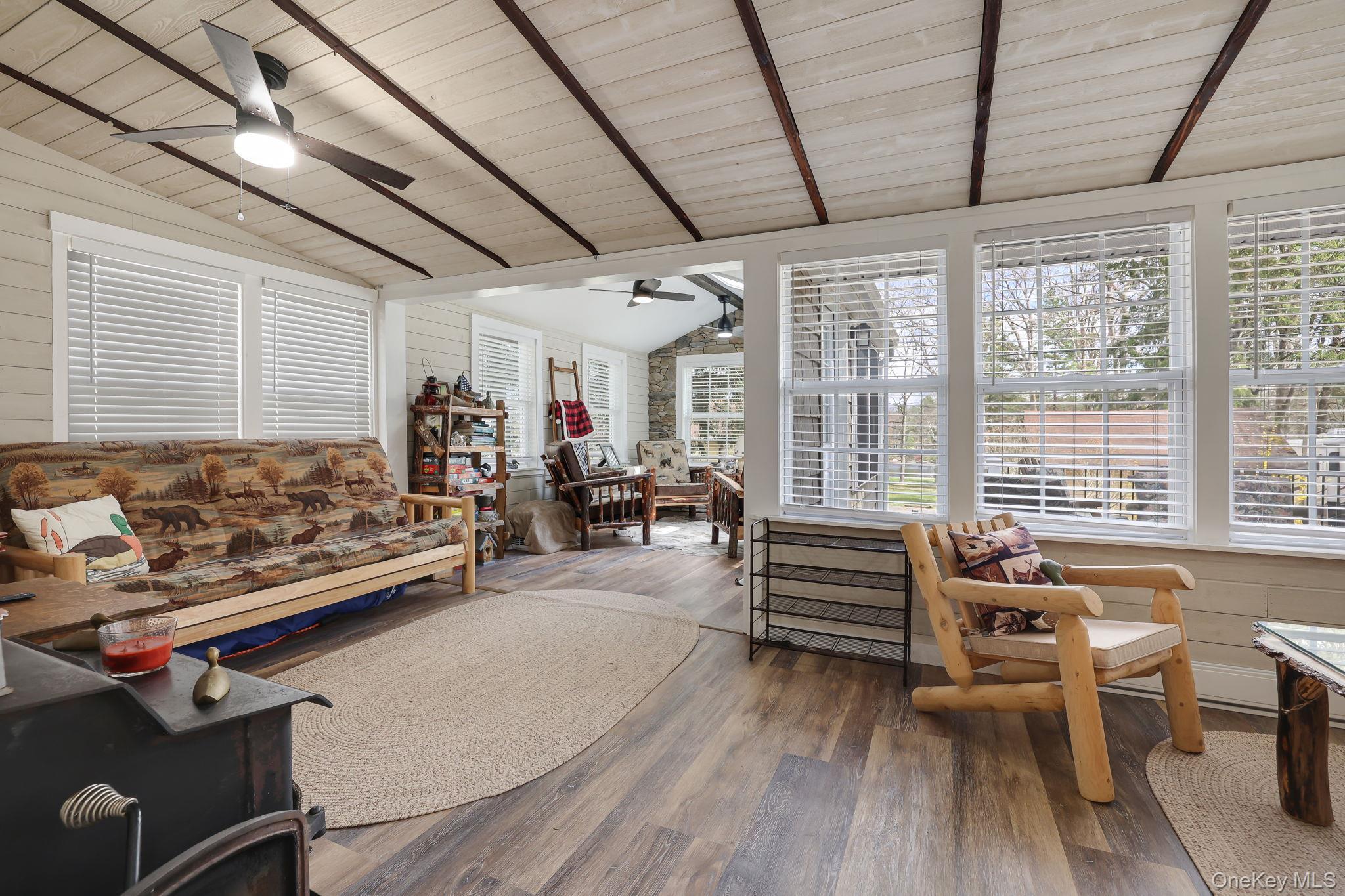 Single Family Minisink  Sullivan County, NY 12737, MLS-980421-12