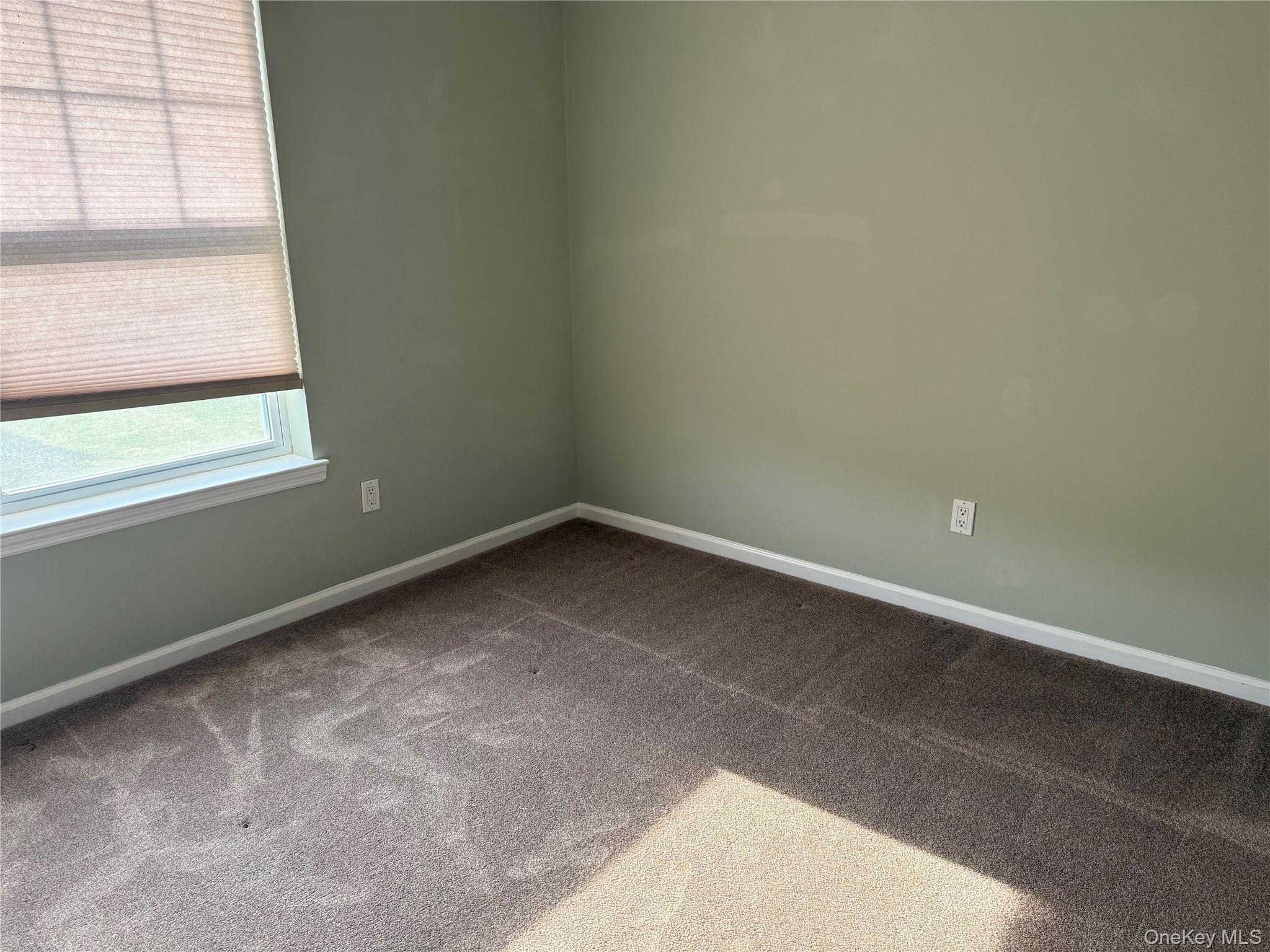 Condo Lorien  Suffolk County, NY 11747, MLS-980422-8