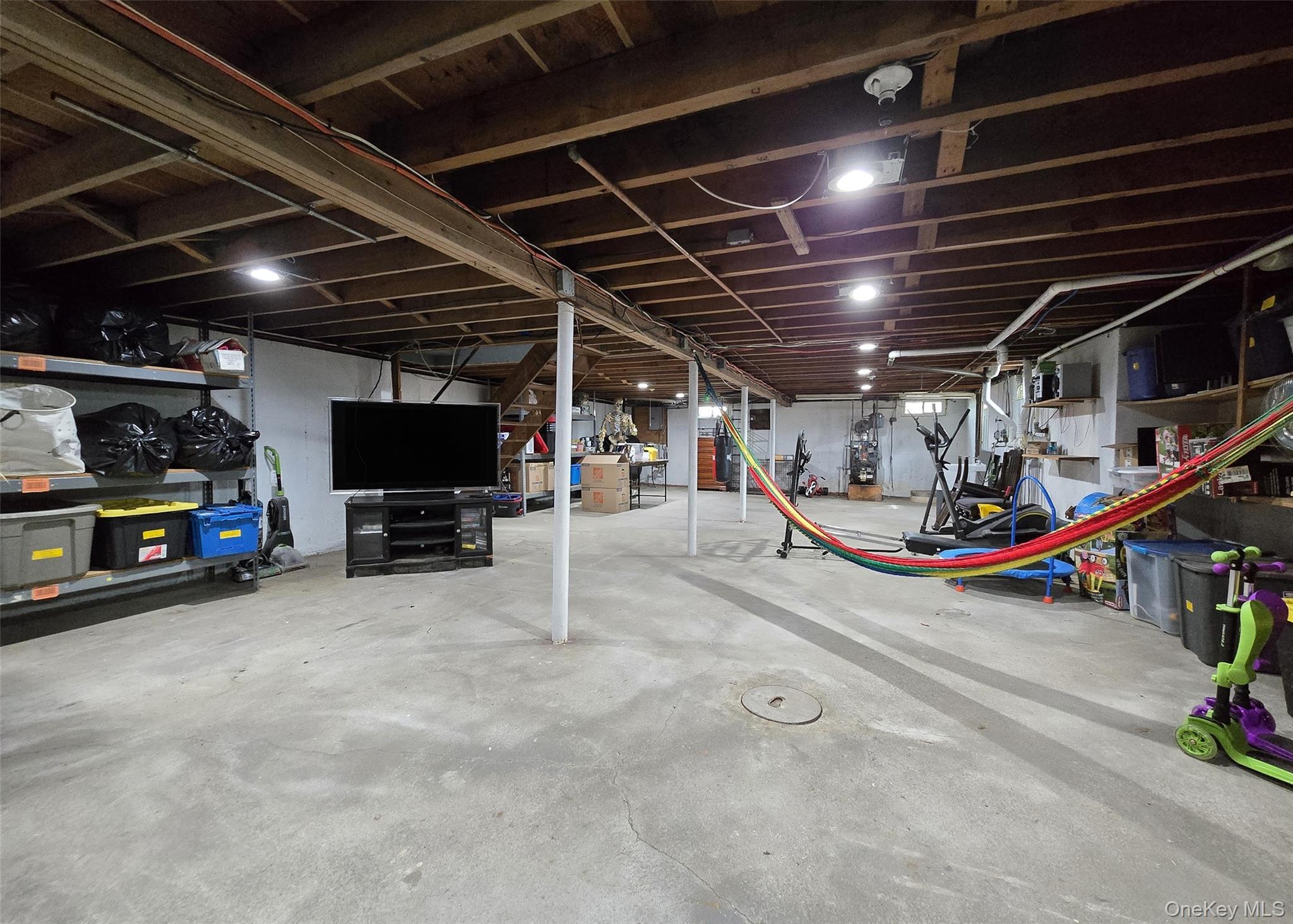 Single Family Browns  Suffolk County, NY 11767, MLS-980443-16