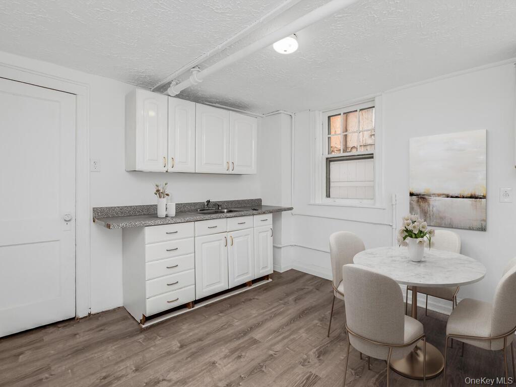 Single Family Calhoun  Bronx, NY 10465, MLS-980481-31