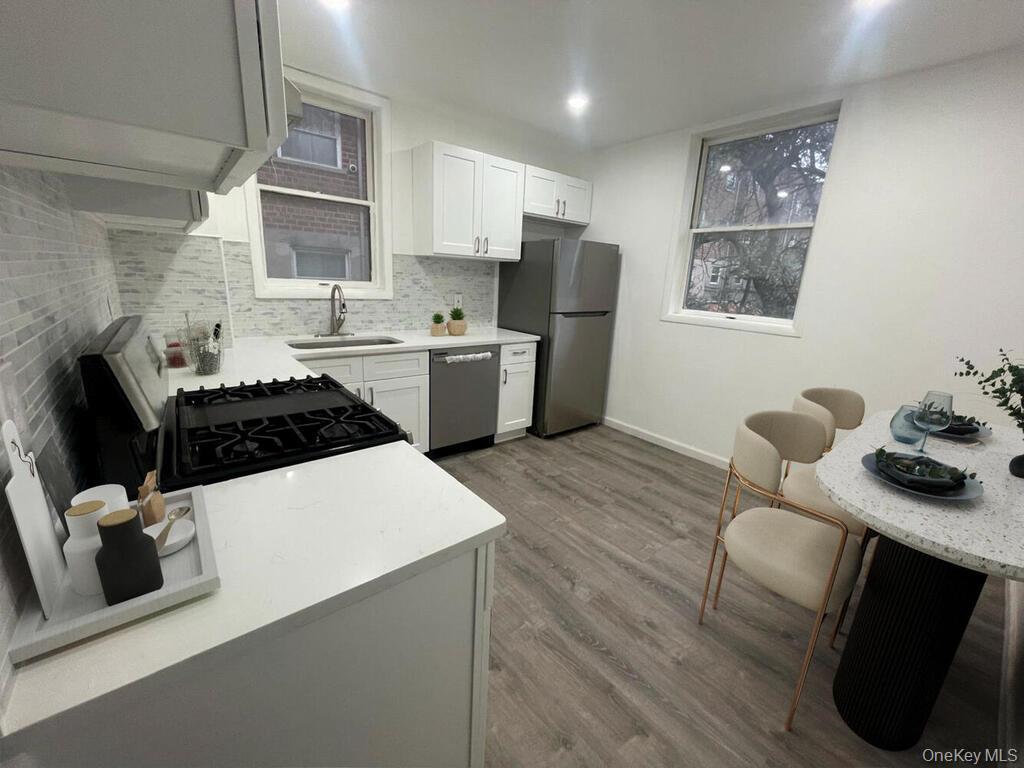 Single Family Calhoun  Bronx, NY 10465, MLS-980481-6