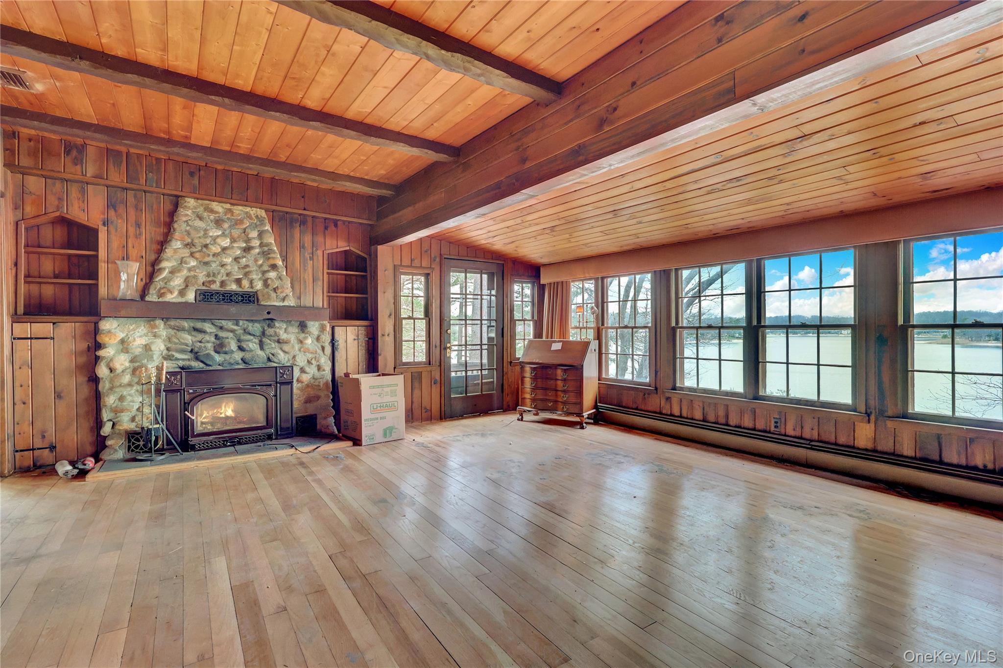 Single Family Lakeside  Suffolk County, NY 11961, MLS-980491-12