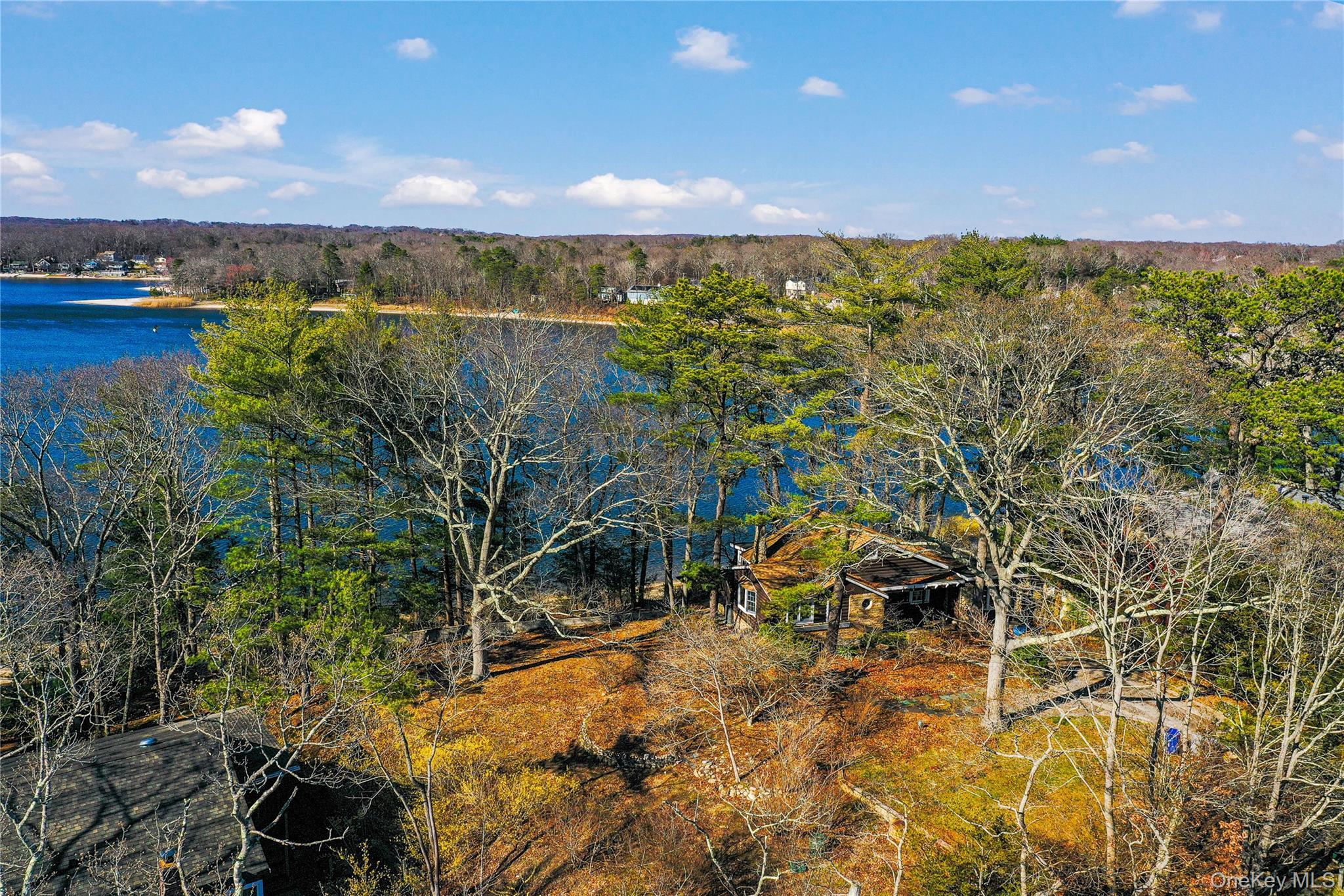 Single Family Lakeside  Suffolk County, NY 11961, MLS-980491-25