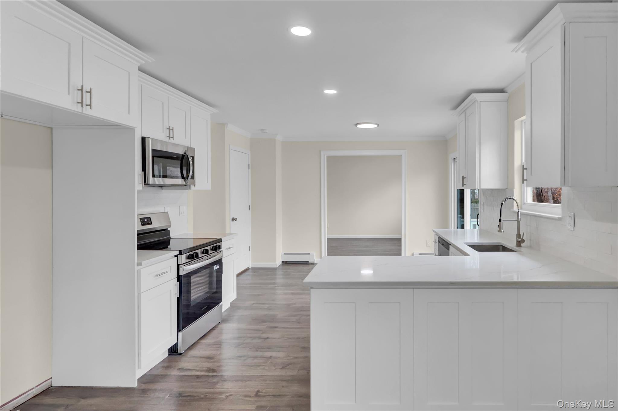 Single Family Patchogue  Suffolk County, NY 11950, MLS-980505-12