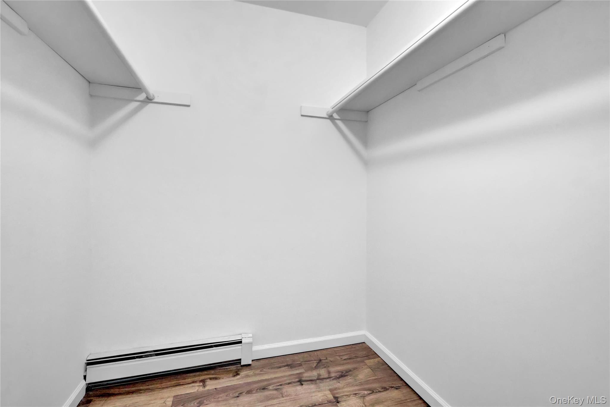 Single Family Patchogue  Suffolk County, NY 11950, MLS-980505-32