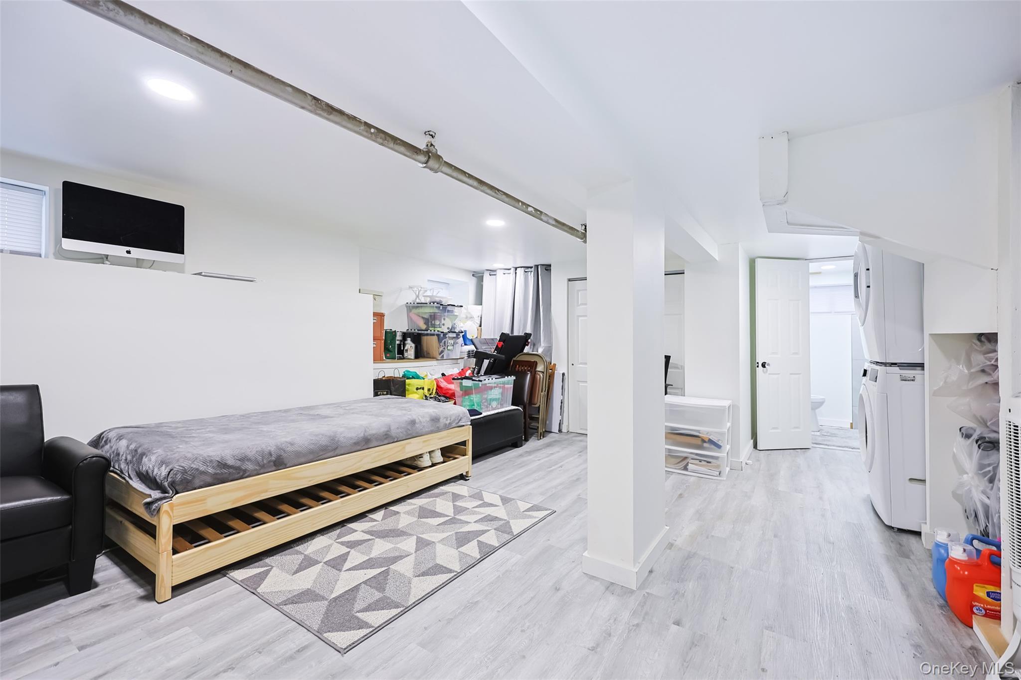 Single Family 52nd Brooklyn, NY 11234, MLS-980510-27