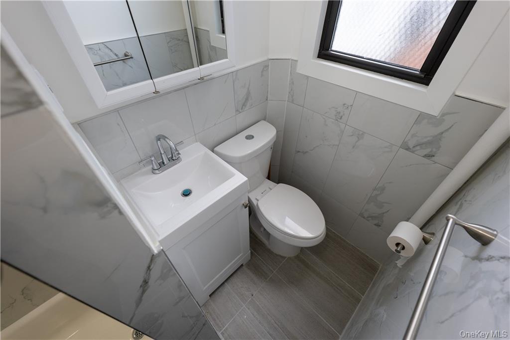 Single Family Flatlands  Brooklyn, NY 11236, MLS-980514-14