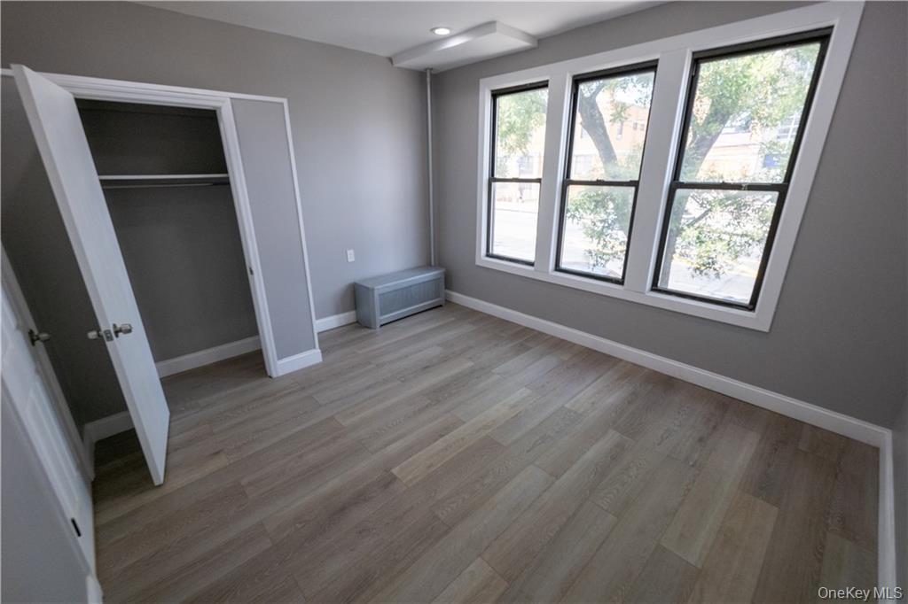 Single Family Flatlands  Brooklyn, NY 11236, MLS-980514-23