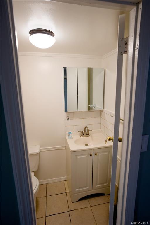 Single Family Flatlands  Brooklyn, NY 11236, MLS-980514-25