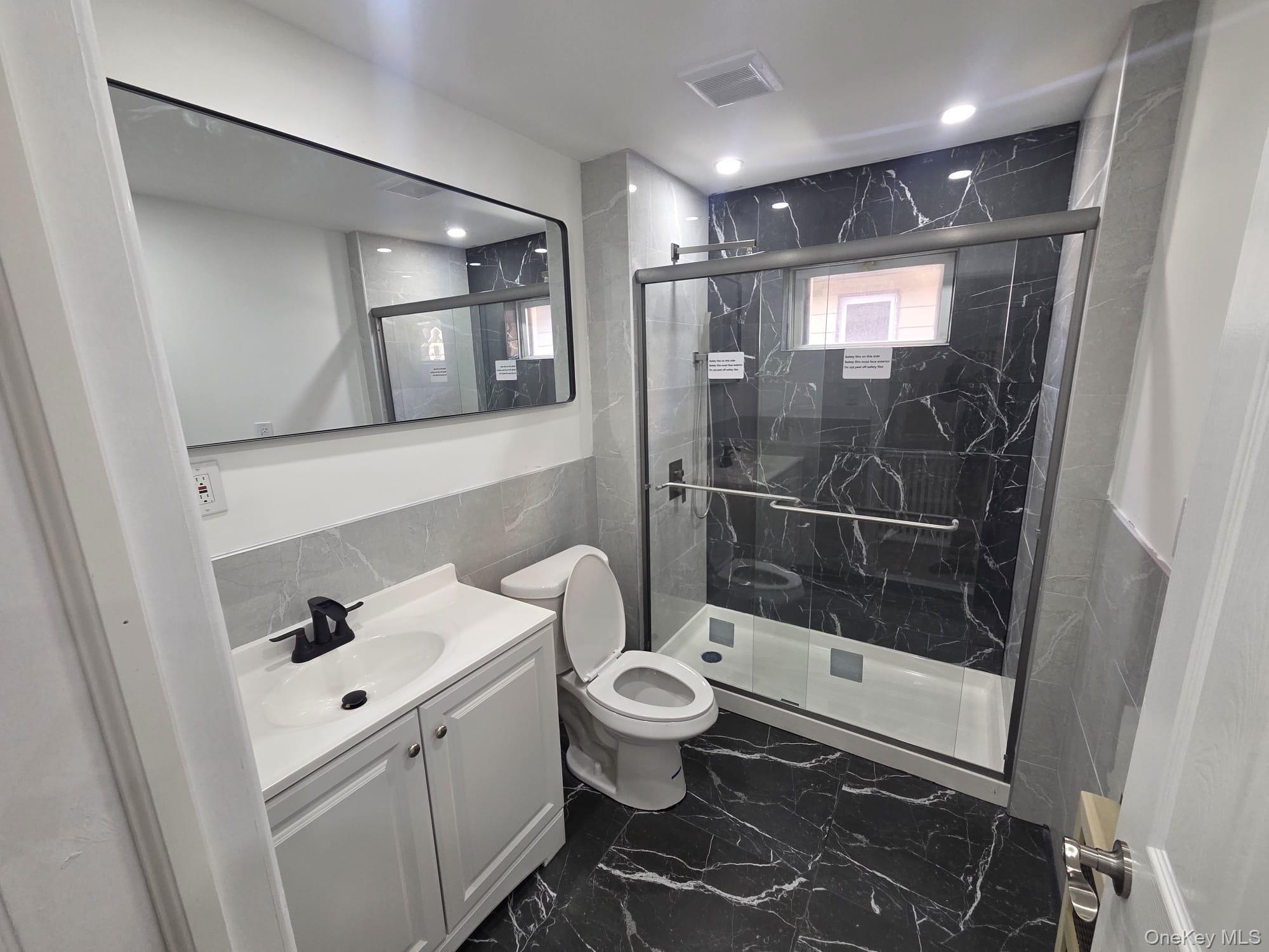 Single Family 95th Avenue  Queens, NY 11419, MLS-980529-8