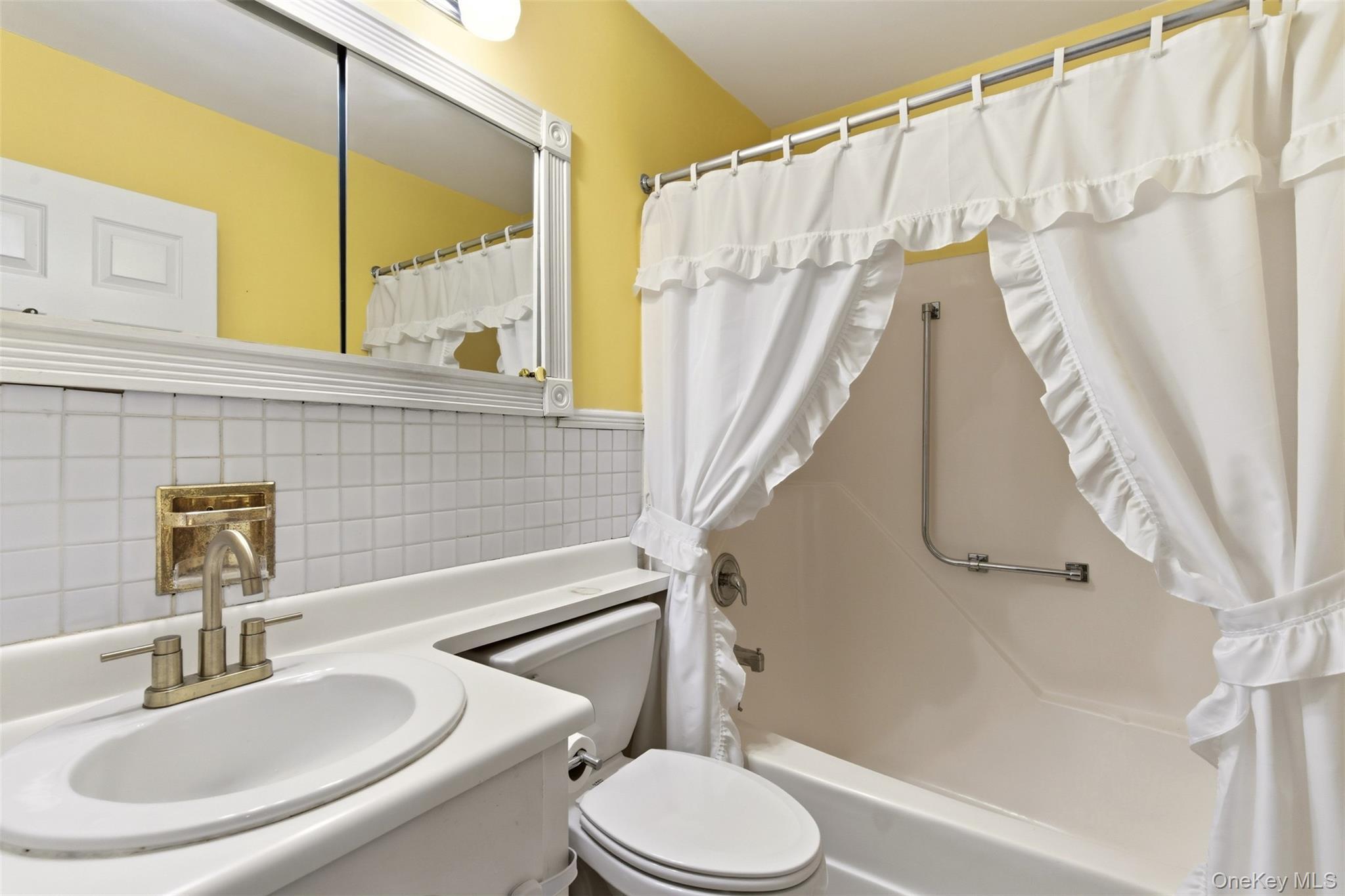 Condo Forge  Suffolk County, NY 11727, MLS-980536-11