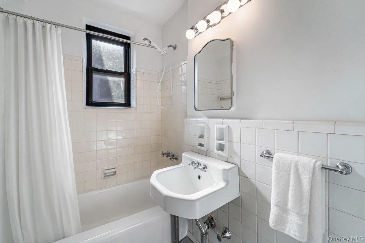 Coop Springfield Boulevard  Queens, NY 11427, MLS-980537-13