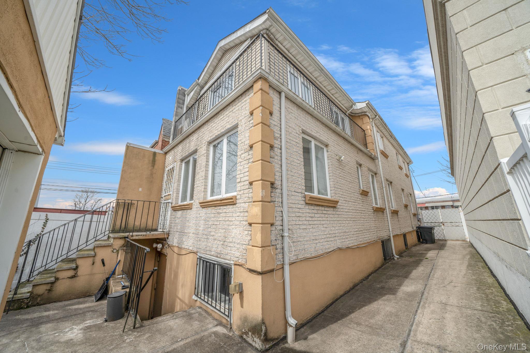Single Family Sampson Bronx, NY 10465, MLS-980550-24