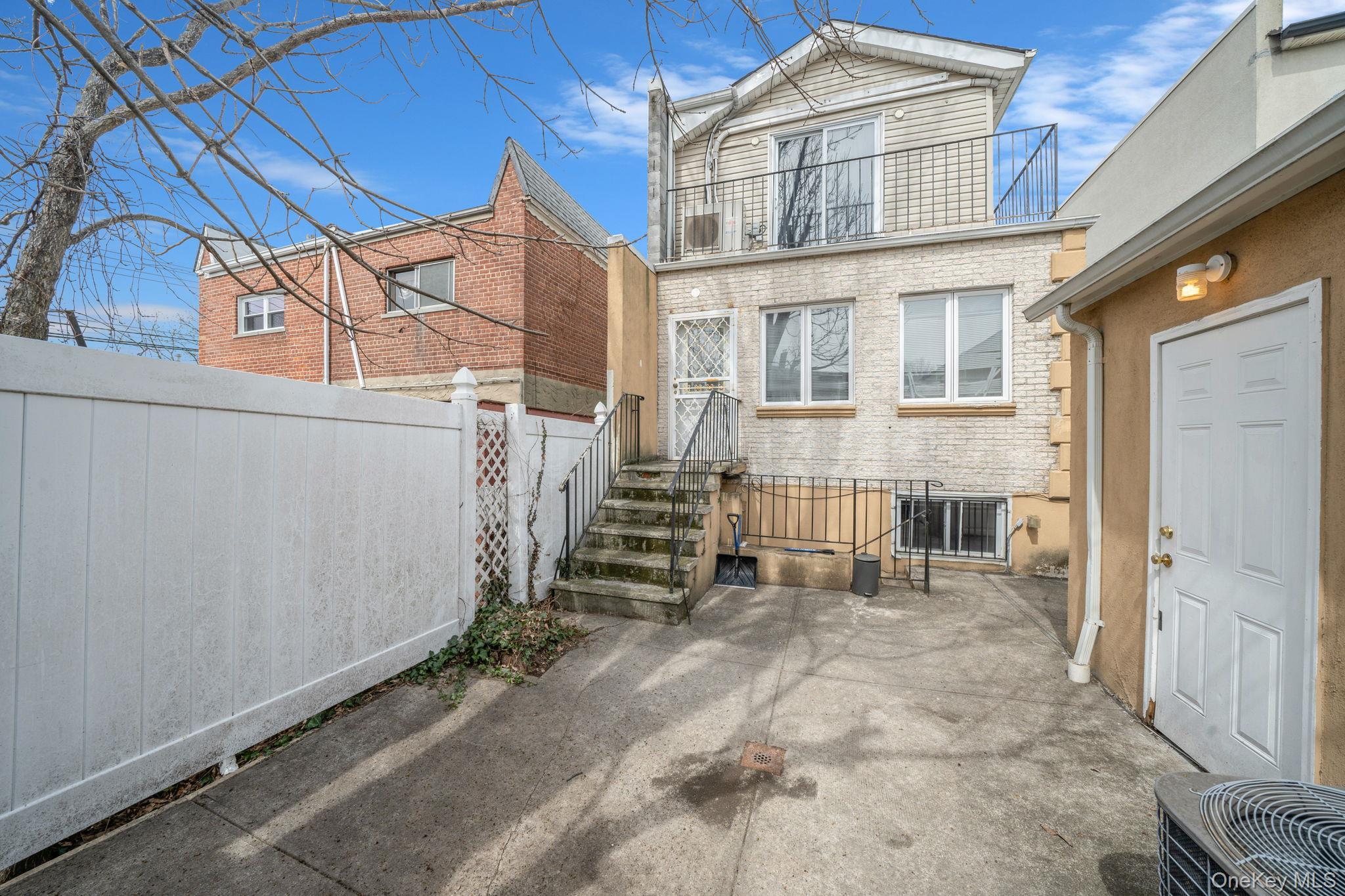 Single Family Sampson  Bronx, NY 10465, MLS-980550-25