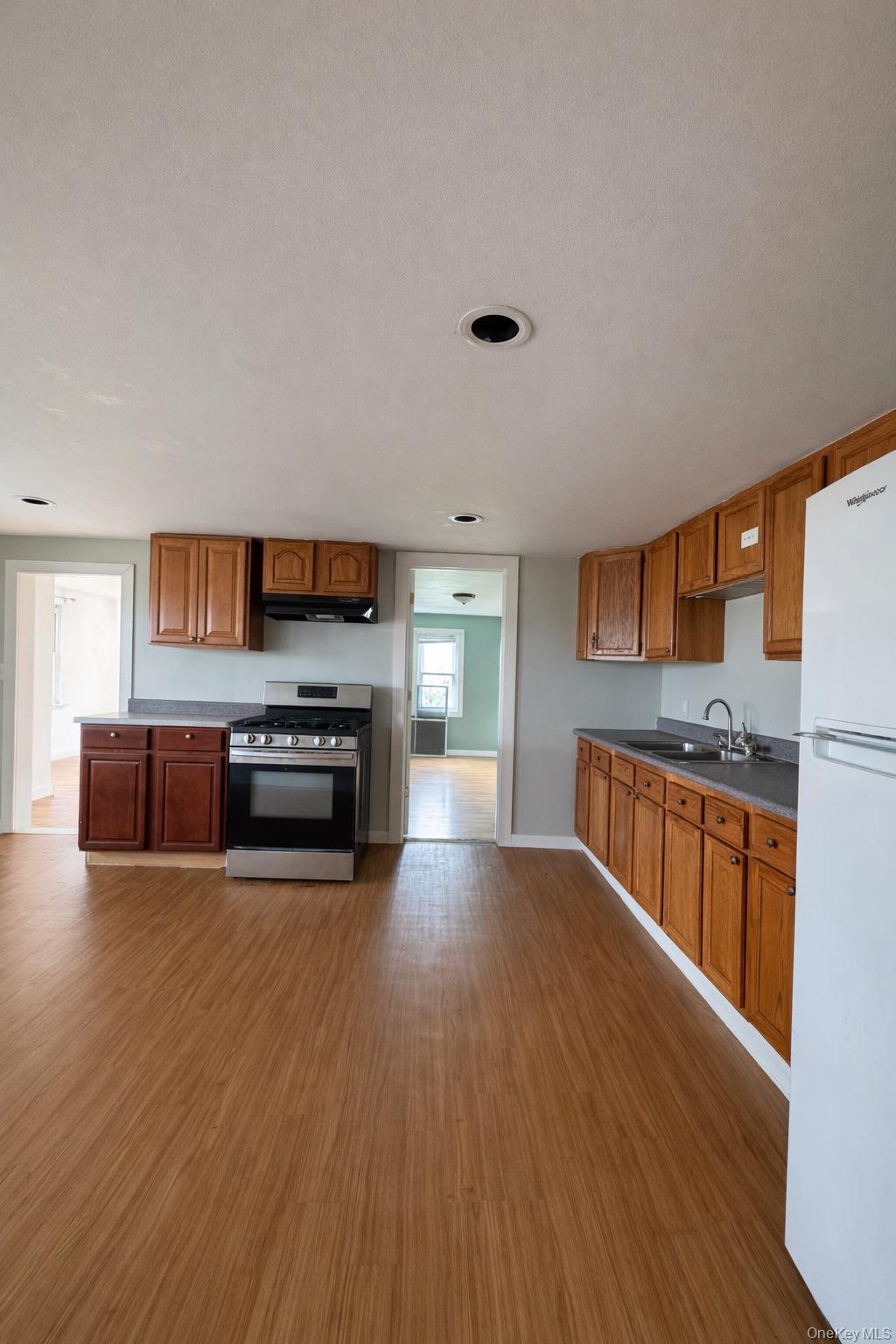 Single Family Pierce Orange County, NY 10958, MLS-980551-35